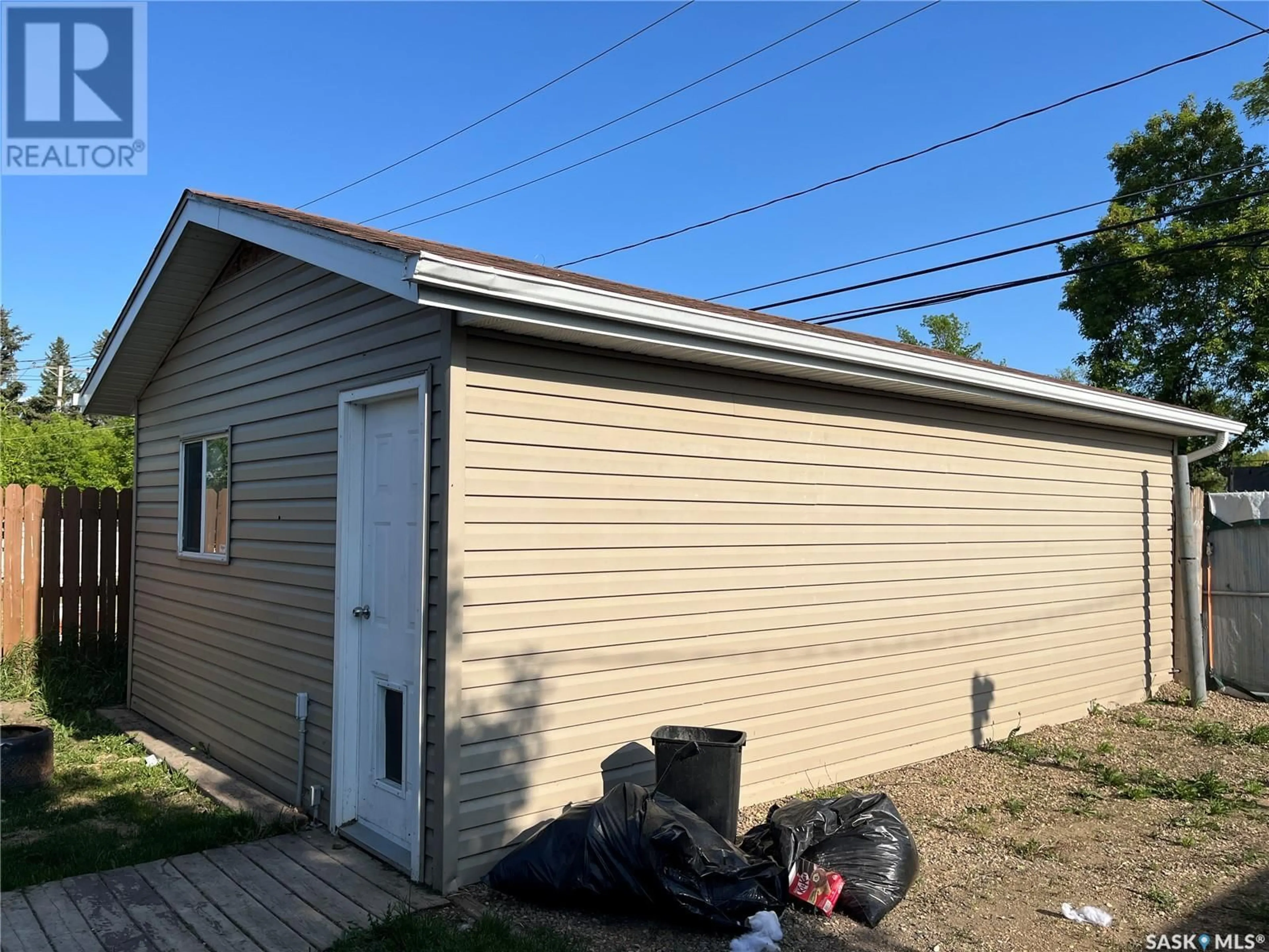 Shed for 1333 12TH STREET, Prince Albert Saskatchewan S6V3E6