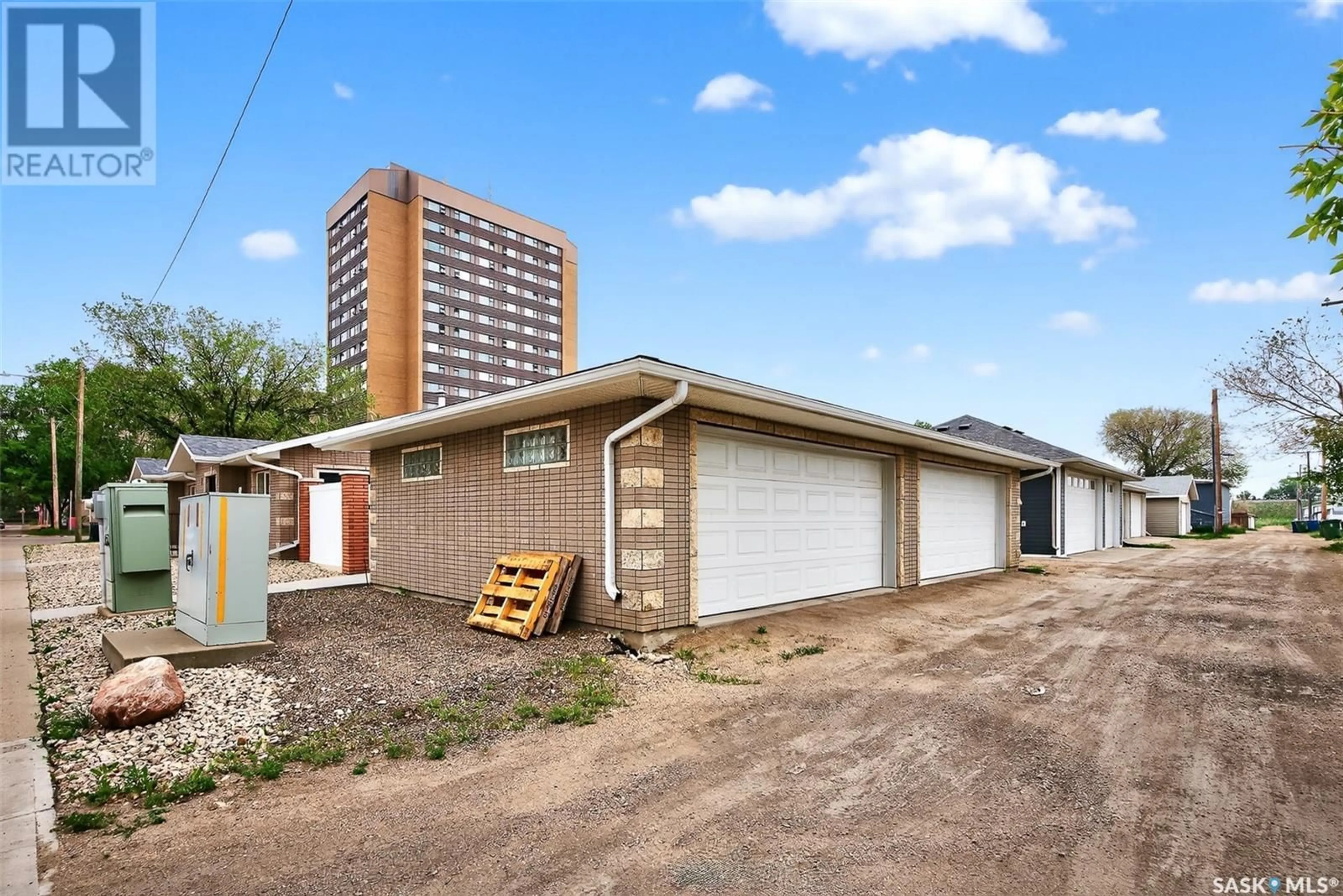 Unknown for A&B - 125 2ND AVENUE, Moose Jaw Saskatchewan S6H2A2