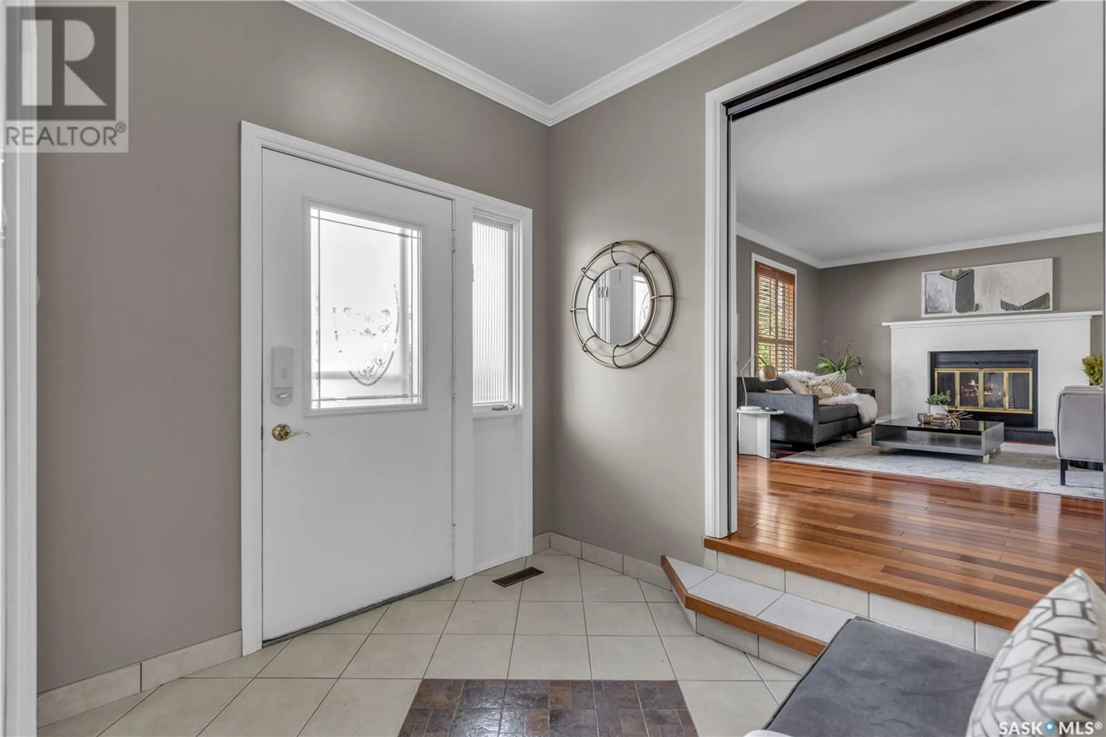 Indoor entryway for 410 AE ADAMS WAY, Saskatoon Saskatchewan S7K5N6