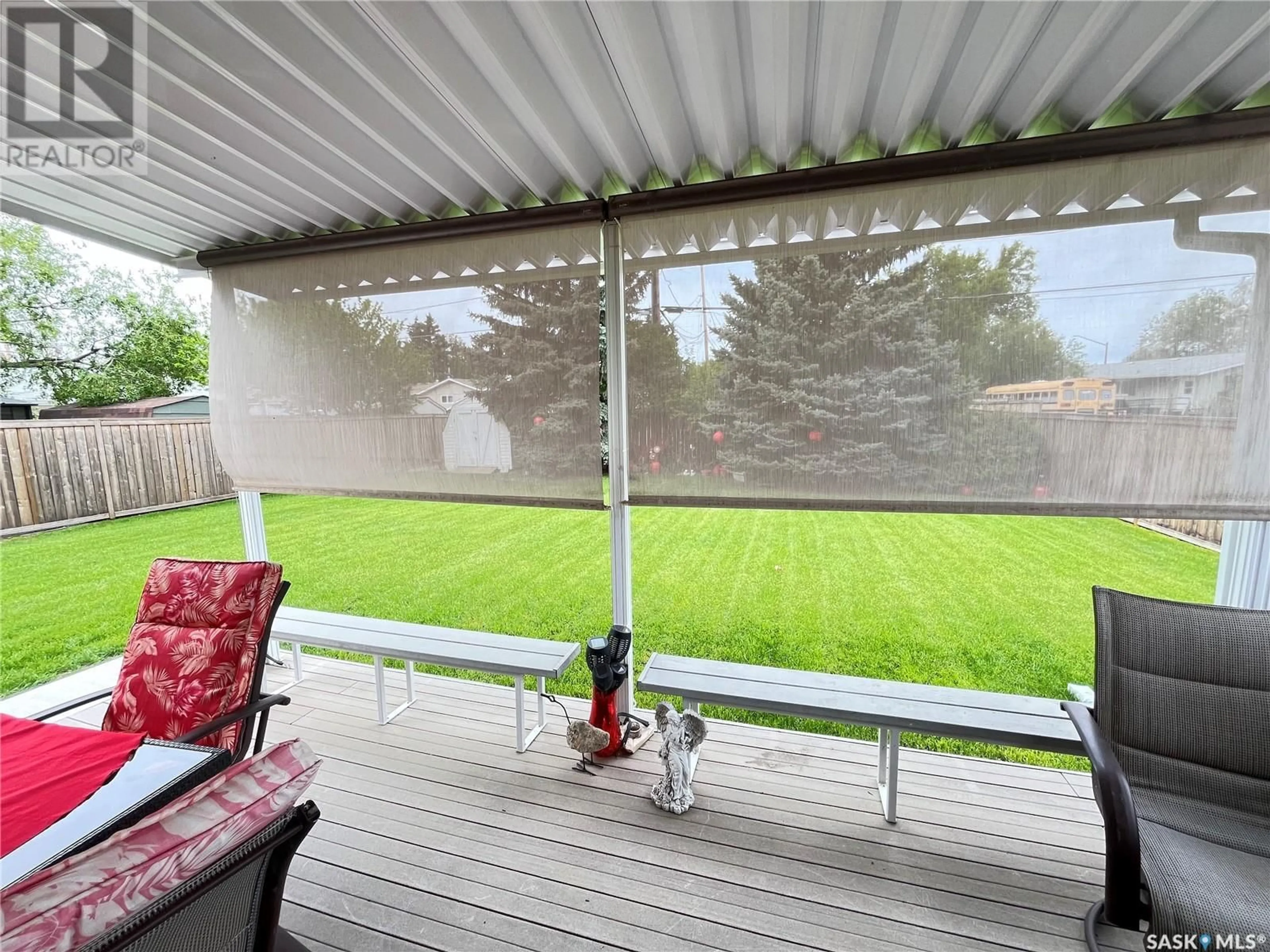 Patio, water/lake/river/ocean view for 721 JASPER STREET, Maple Creek Saskatchewan S0N1N0