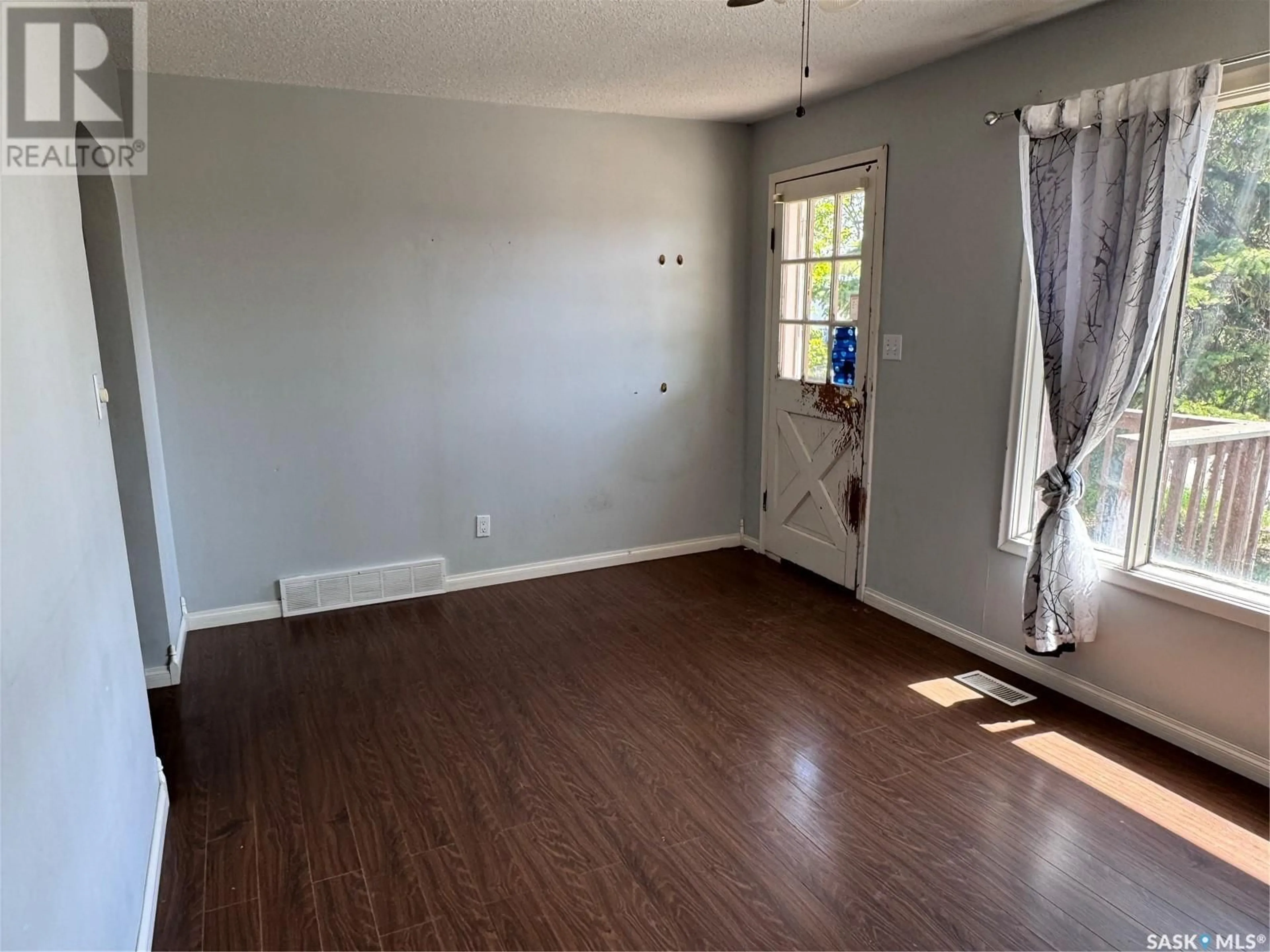 A pic of a room for 925 ISABELLE STREET, Estevan Saskatchewan S4A1R4