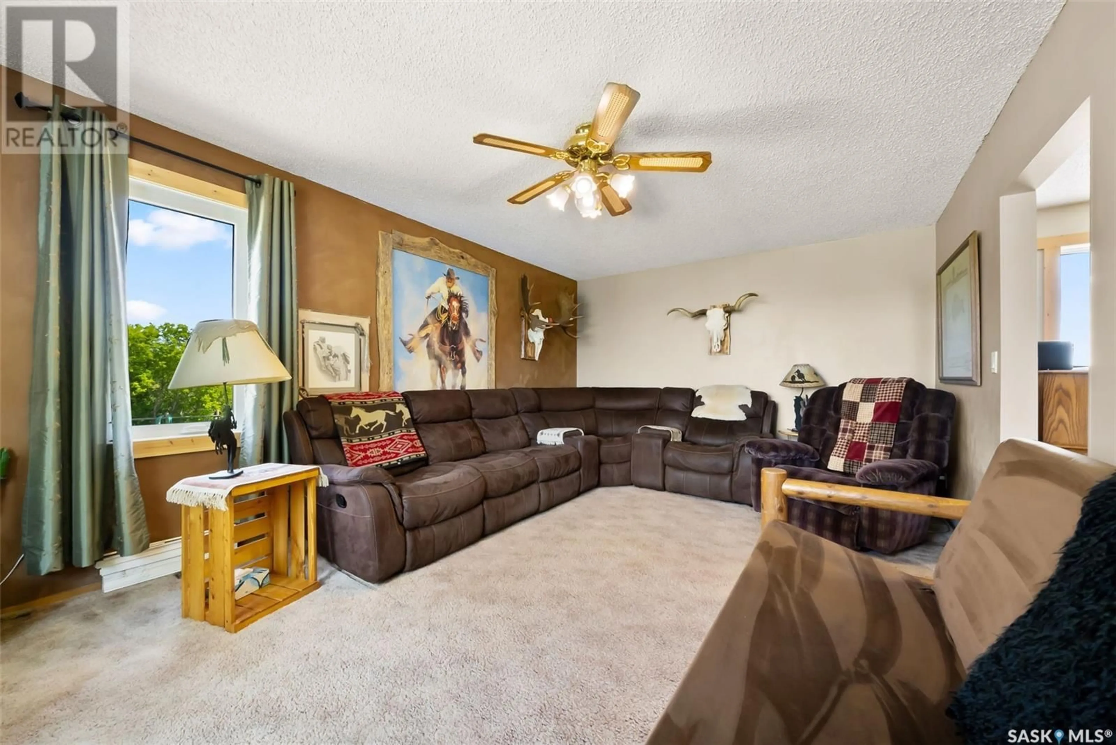 Living room with furniture, unknown for HOBBY RANCH & ARENA, Touchwood Rm No. 248 Saskatchewan S0A3J0