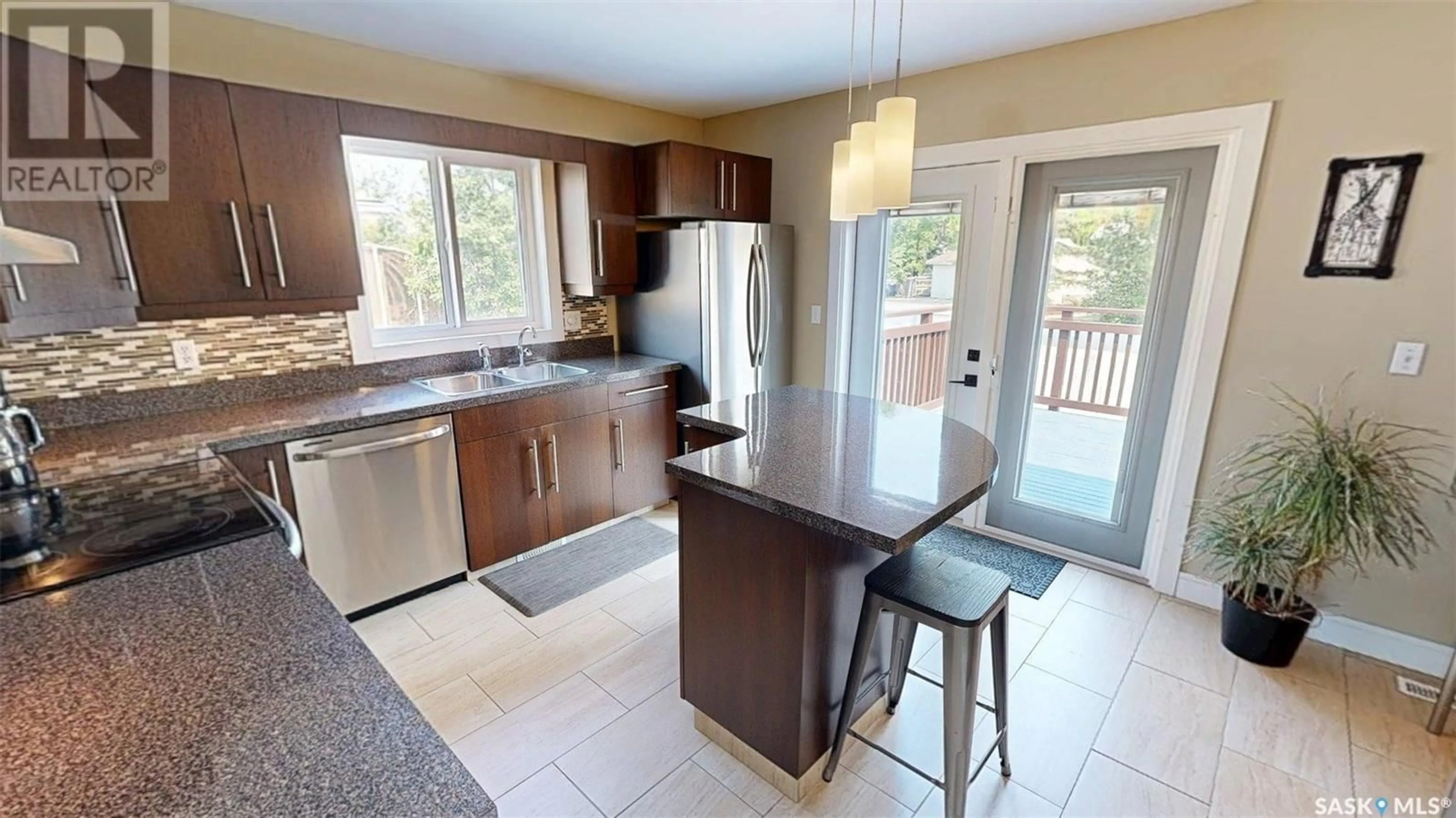 Open concept kitchen, unknown for 6526 1ST AVENUE, Regina Saskatchewan S4T7L9