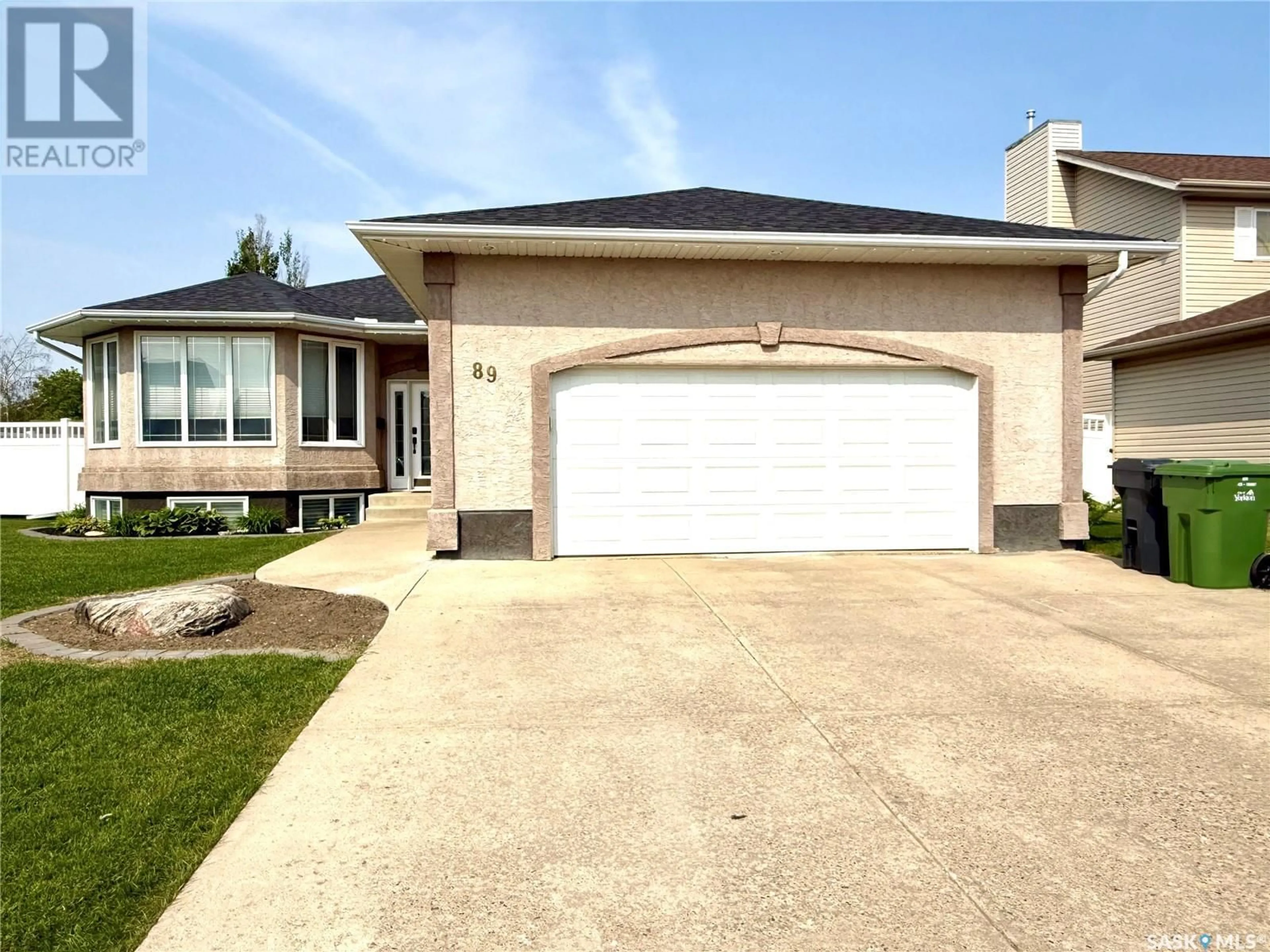 Home with vinyl exterior material, street for 89 CALDWELL DRIVE, Yorkton Saskatchewan S3N4A5
