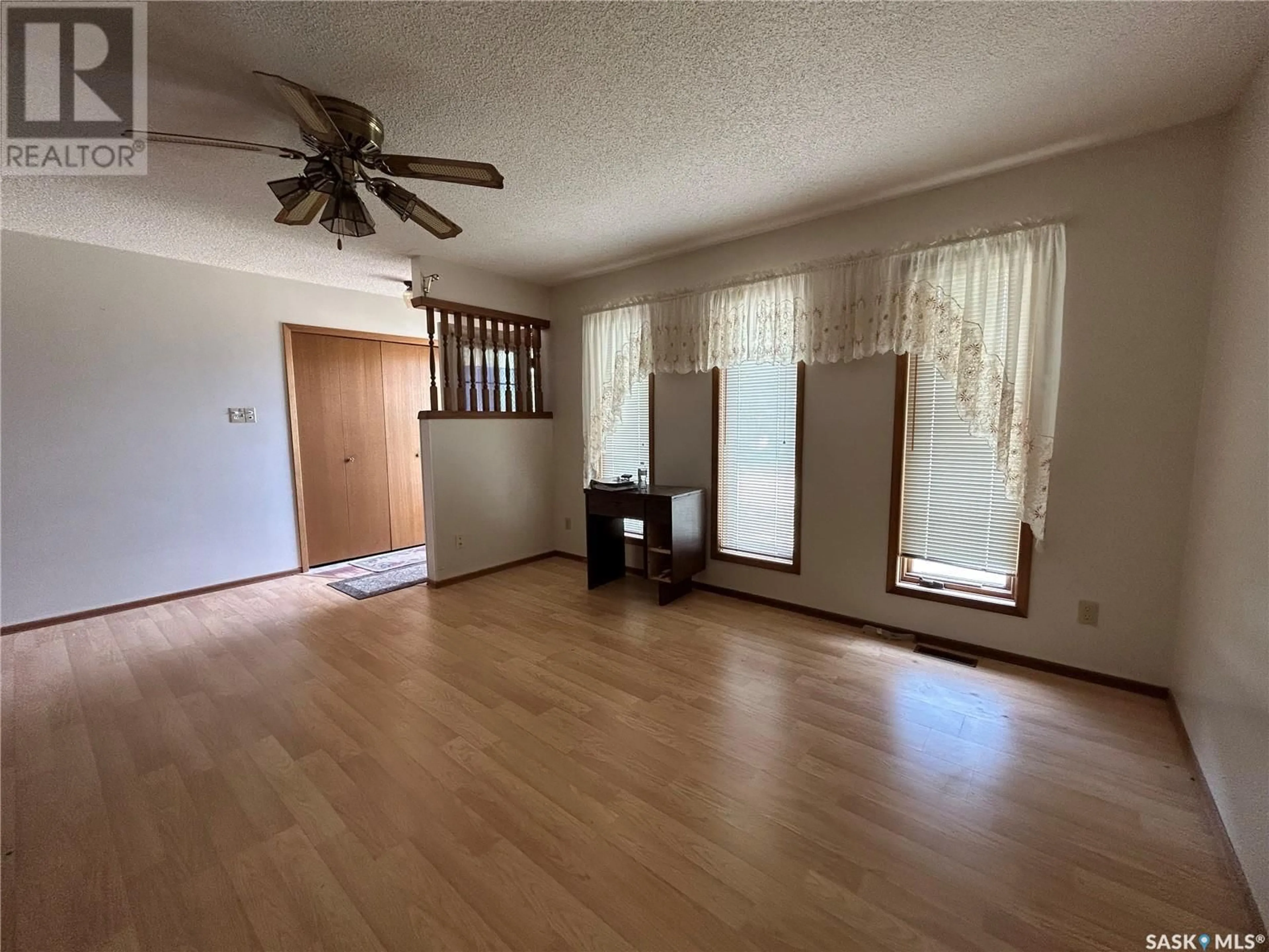 A pic of a room for 8 MCCULLOCH STREET, Fillmore Saskatchewan S0G1N0