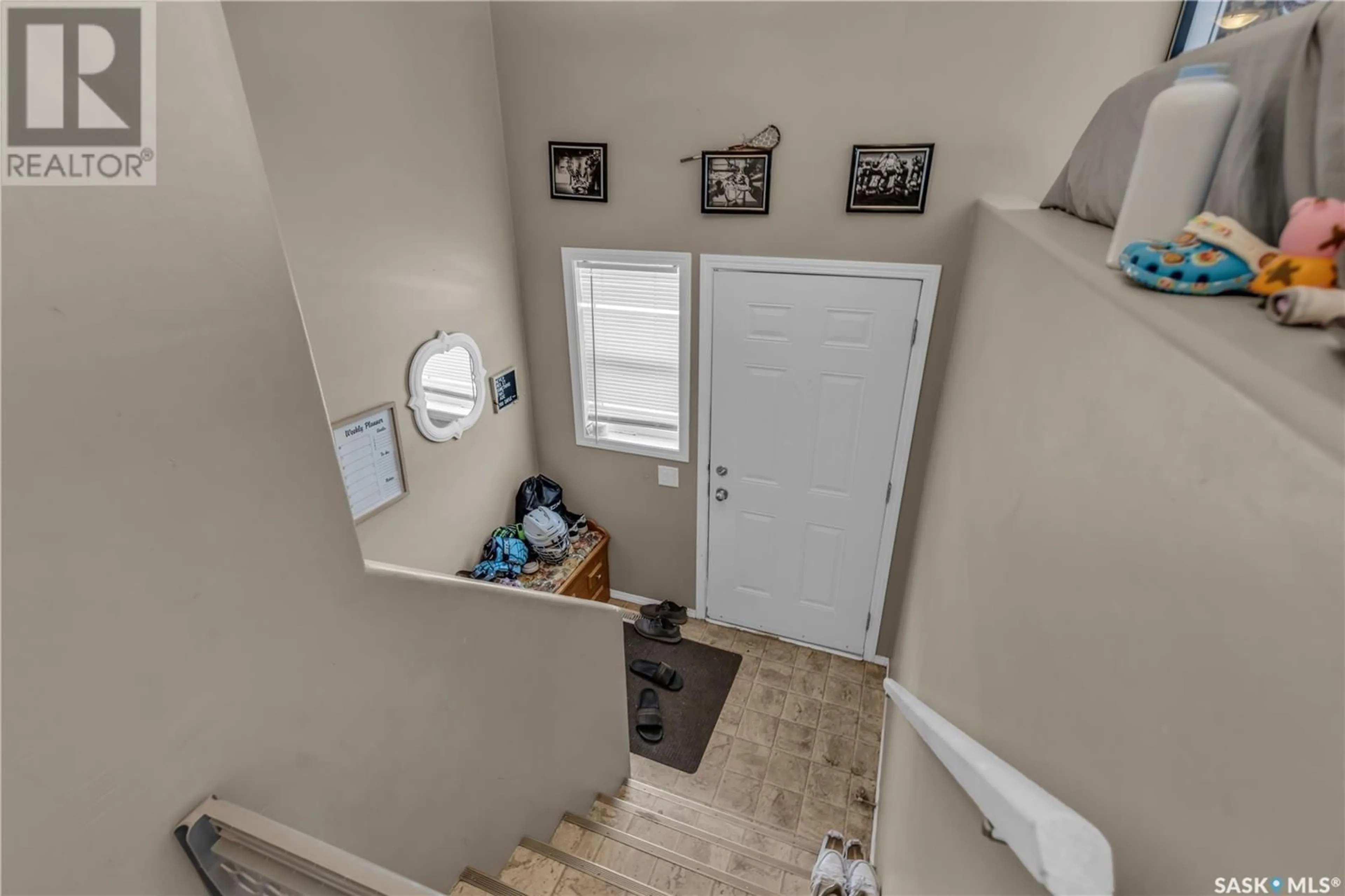 Indoor entryway for 8 200 HIEBERT CRESCENT, Martensville Saskatchewan S0K2T2