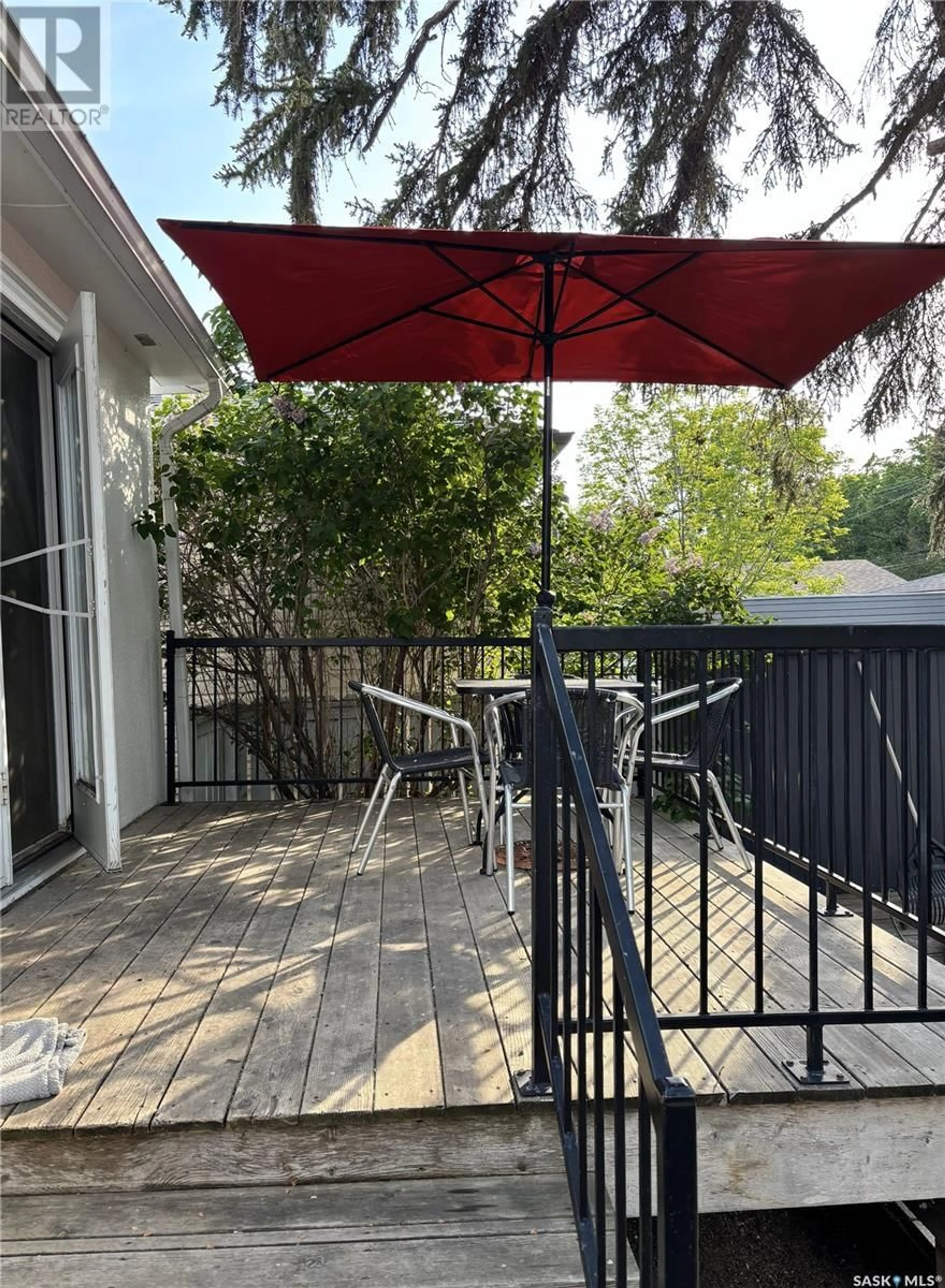 Patio, street for 3206 PORTNALL AVENUE, Regina Saskatchewan S4S1A5