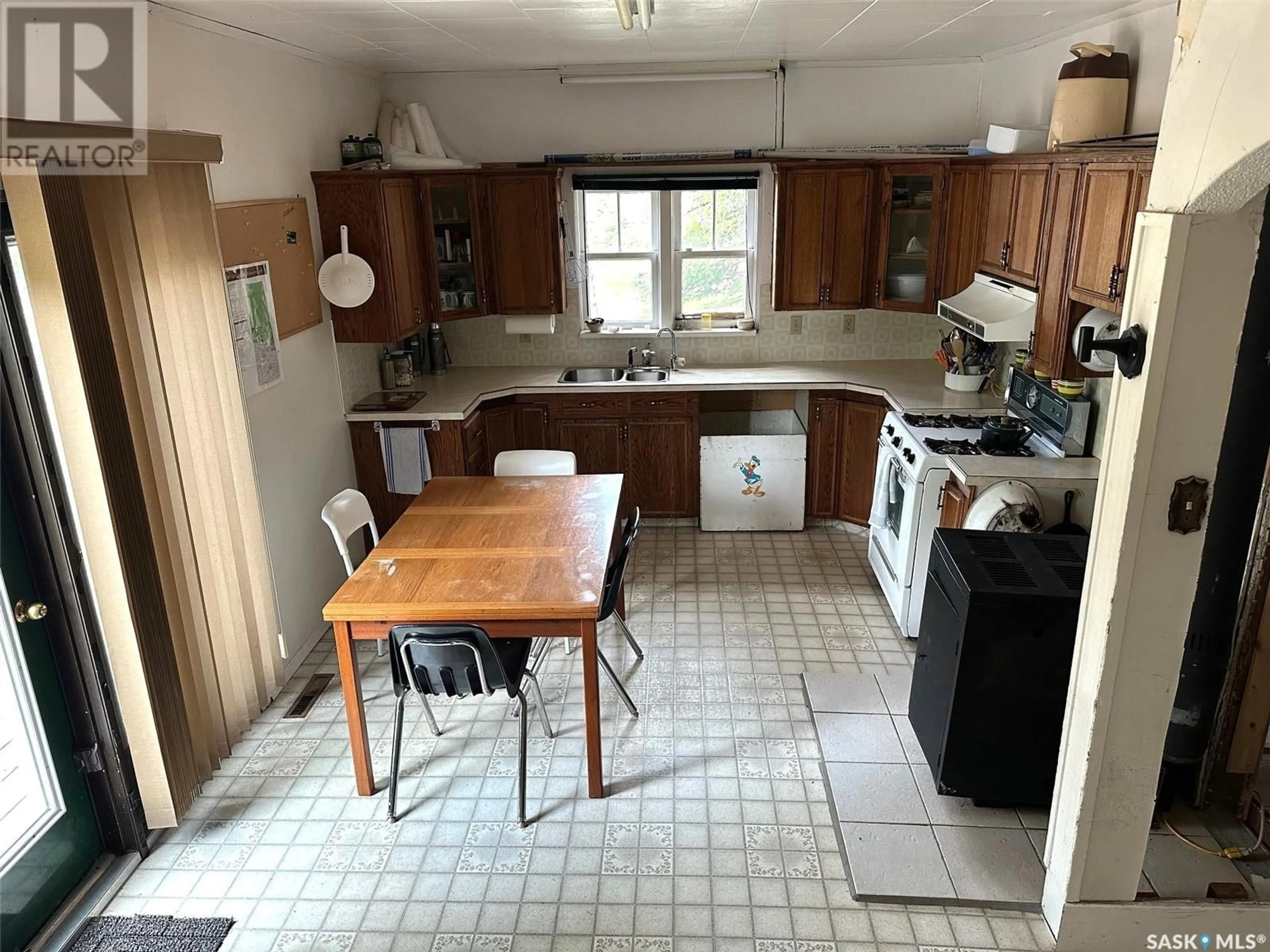 Standard kitchen, ceramic/tile floor for 14 PARRHILL STREET, Hudson Bay Saskatchewan S0E0Y0