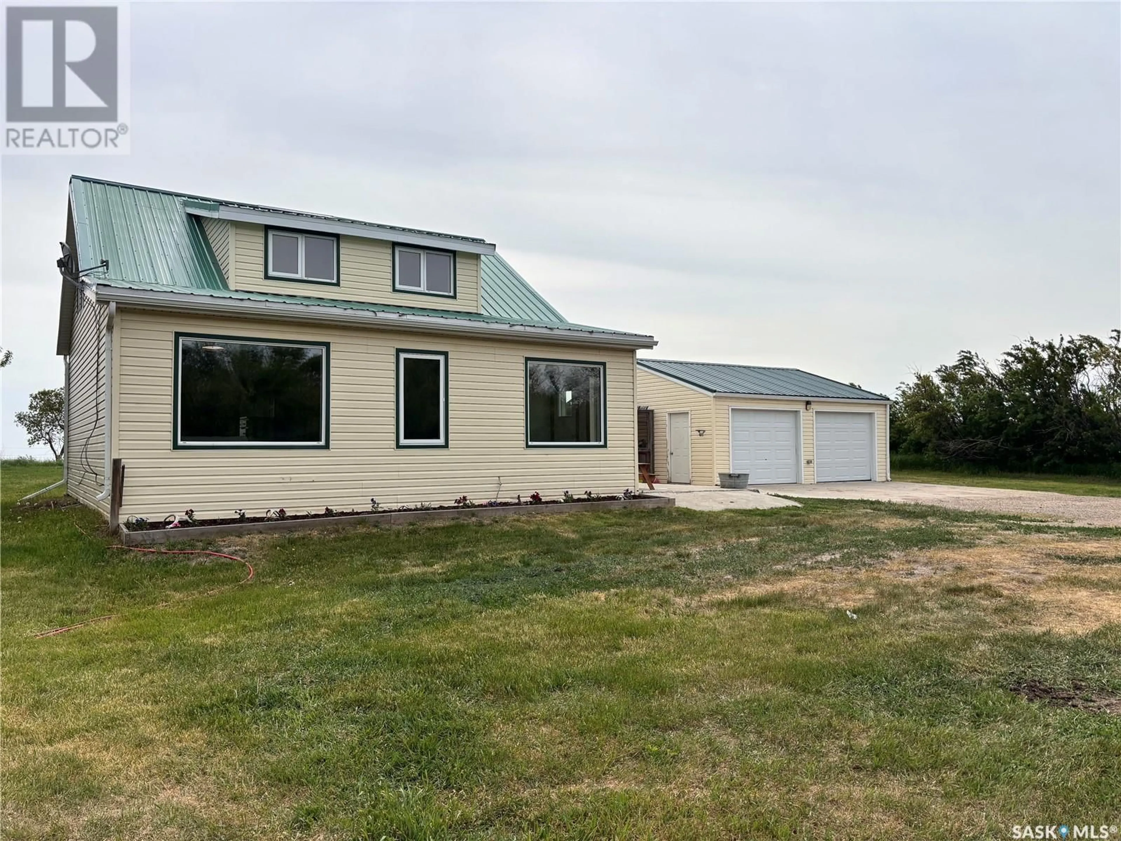A pic from outside/outdoor area/front of a property/back of a property/a pic from drone, unknown for STOCKWELL LAKE ACREAGE, Fertile Valley Rm No. 285 Saskatchewan S0L0L0
