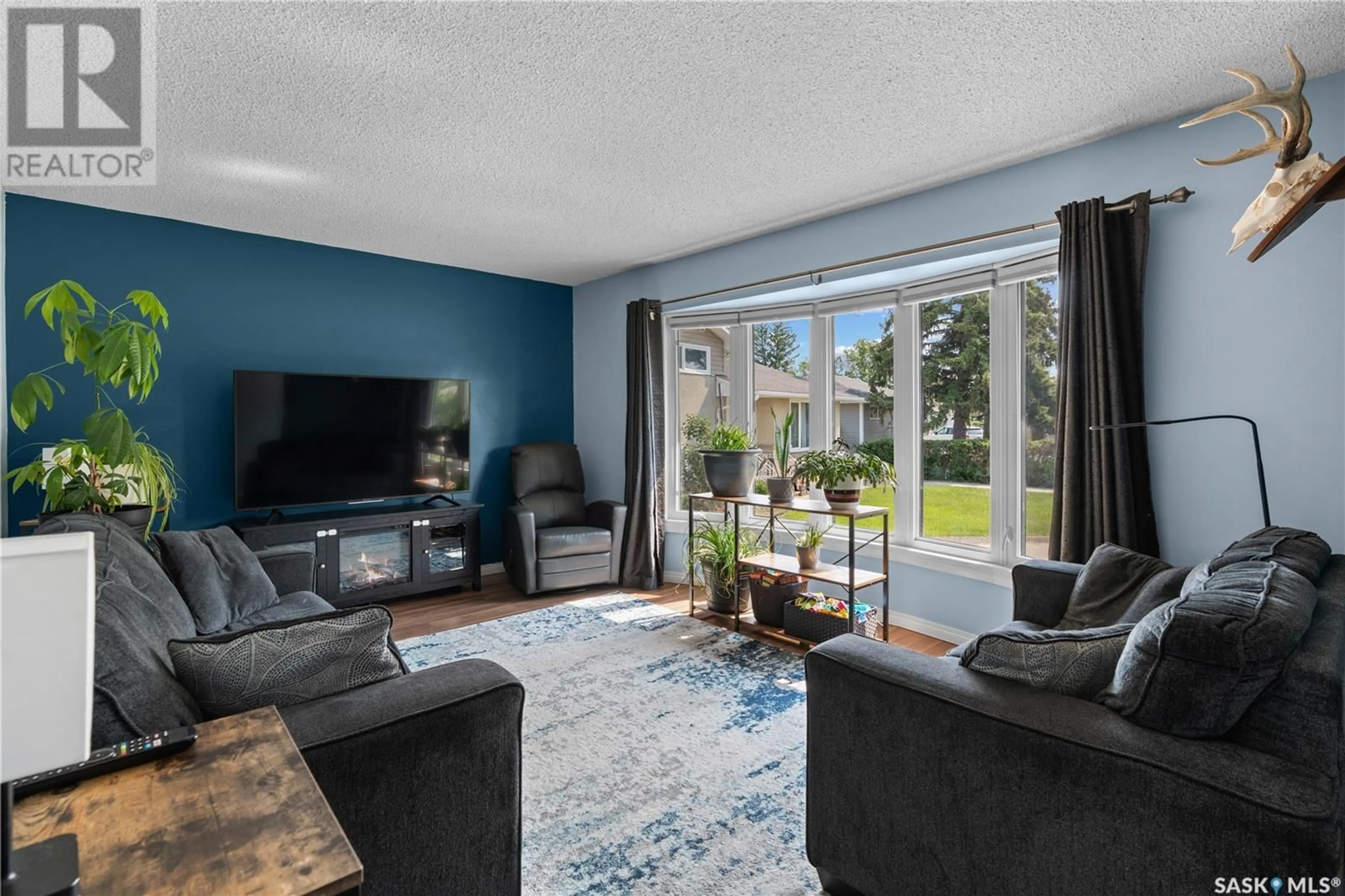 Living room with furniture, unknown for 16 LIPTON PLACE, Regina Saskatchewan S4R3T6