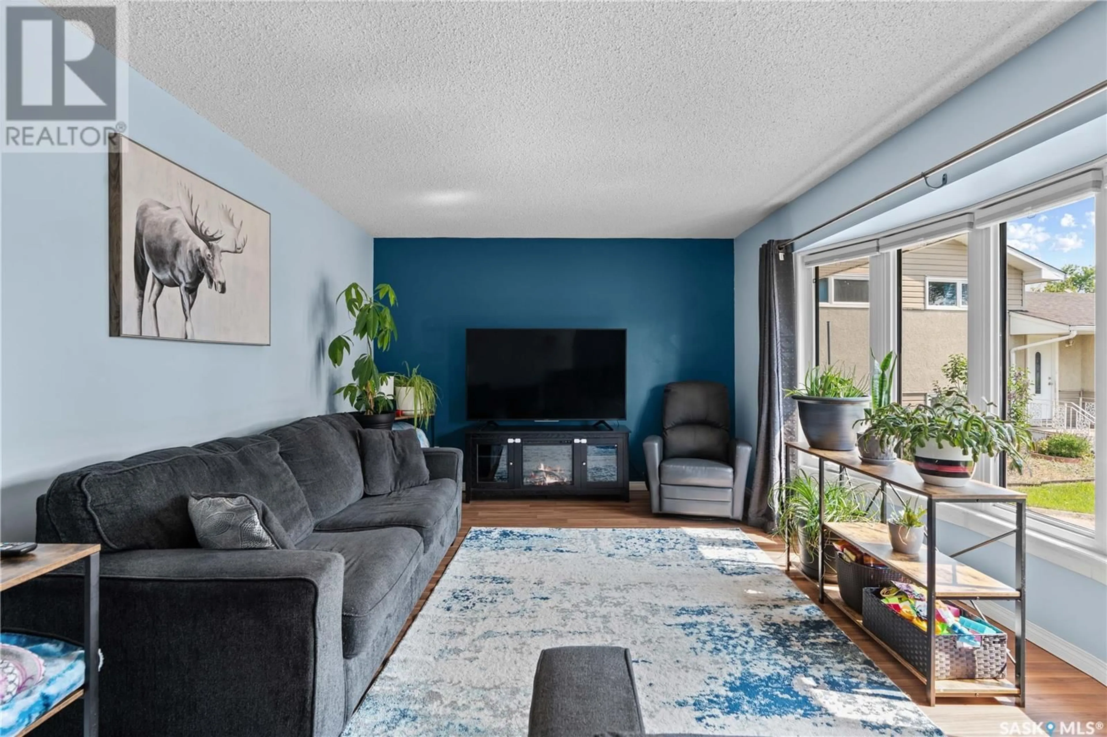 Living room with furniture, unknown for 16 LIPTON PLACE, Regina Saskatchewan S4R3T6