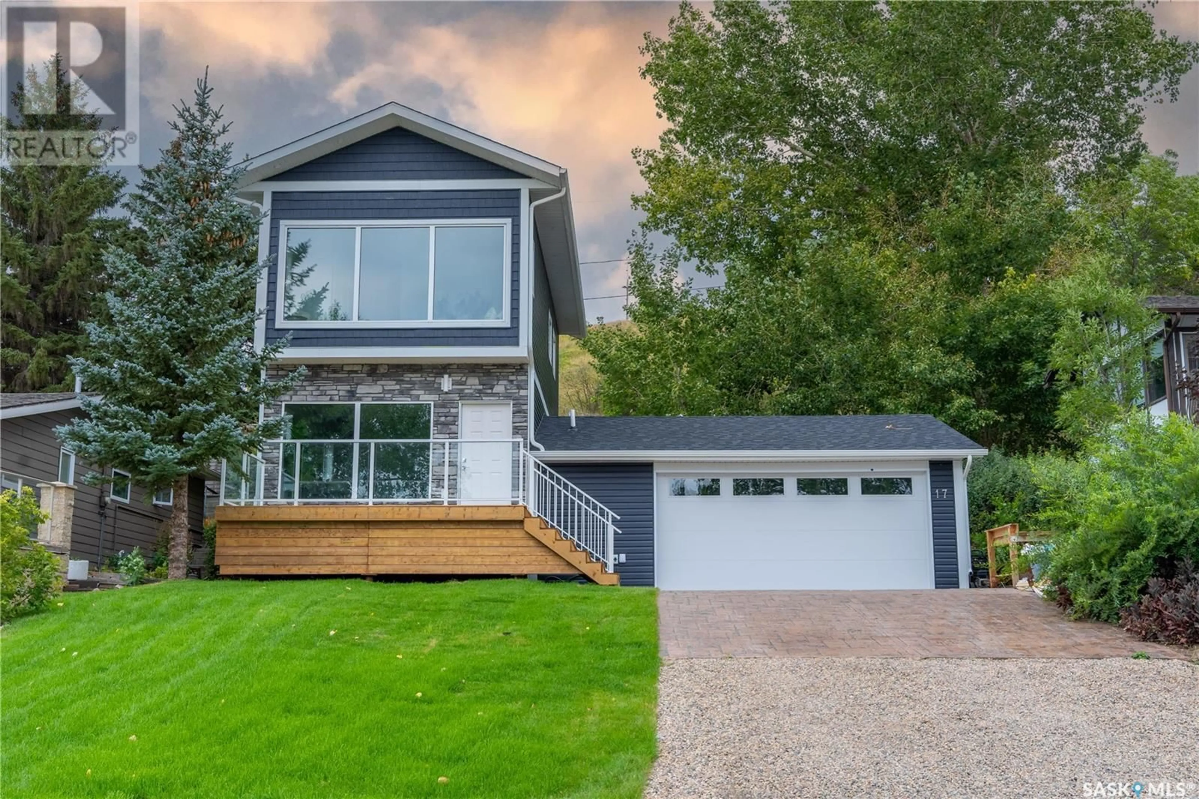 Home with vinyl exterior material, unknown for 17 SUMMERFELDT DRIVE, Thode Saskatchewan S7C0A4