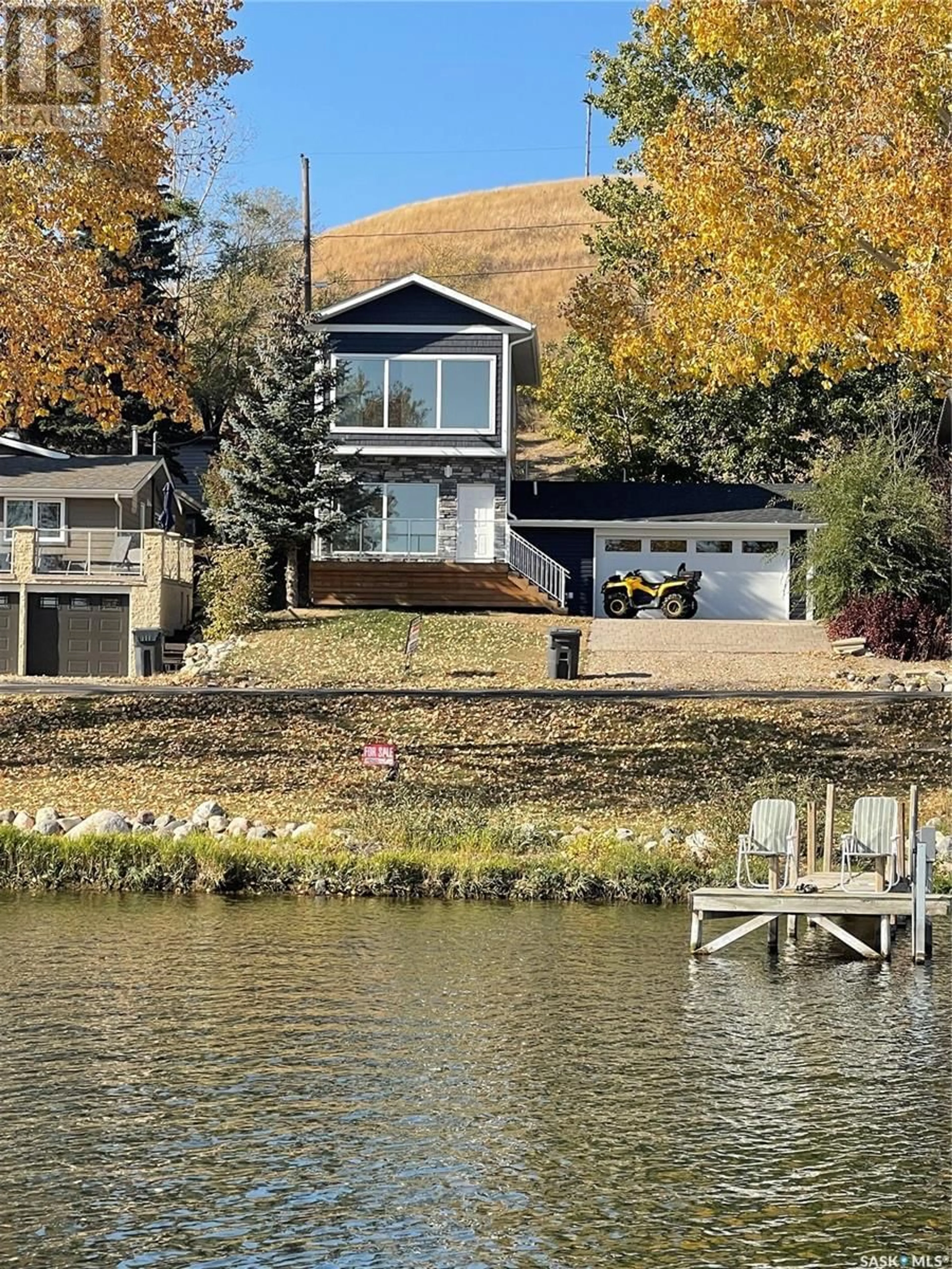 Home with vinyl exterior material, water/lake/river/ocean view for 17 SUMMERFELDT DRIVE, Thode Saskatchewan S7C0A4