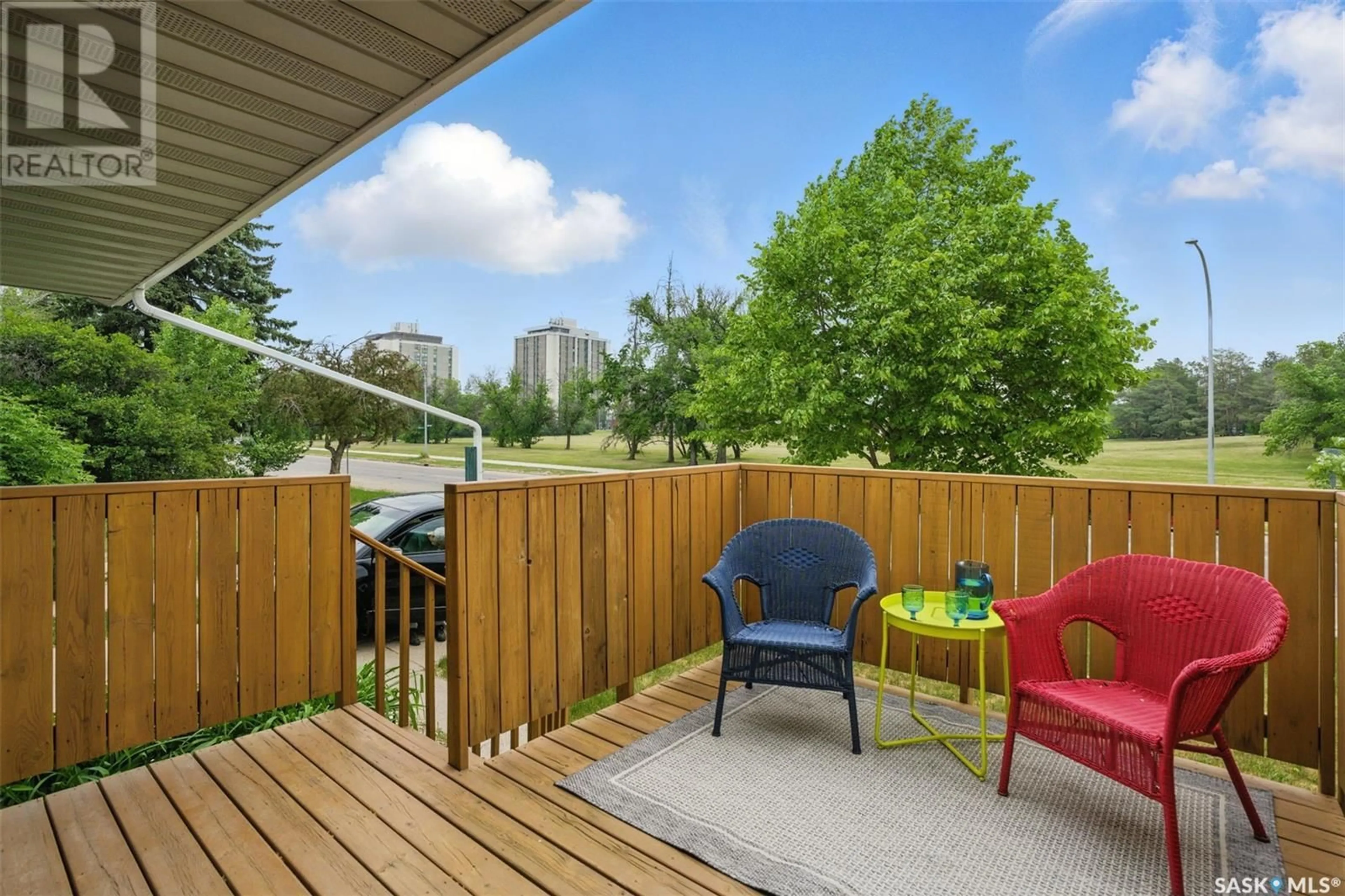 Patio, water/lake/river/ocean view for 310 CUMBERLAND AVENUE, Saskatoon Saskatchewan S7N1M1