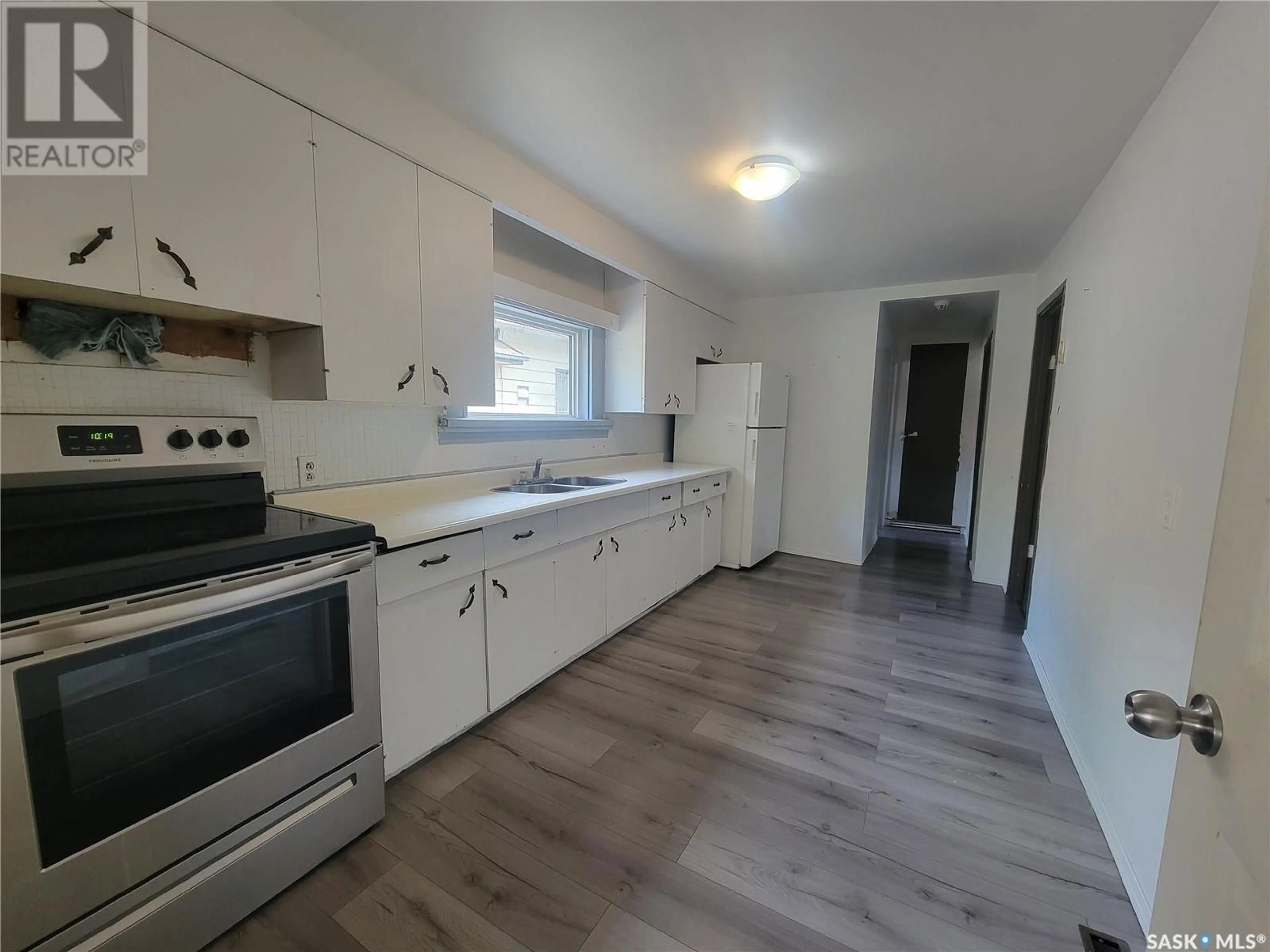 Unknown for 631 102ND STREET, North Battleford Saskatchewan S9A1C9