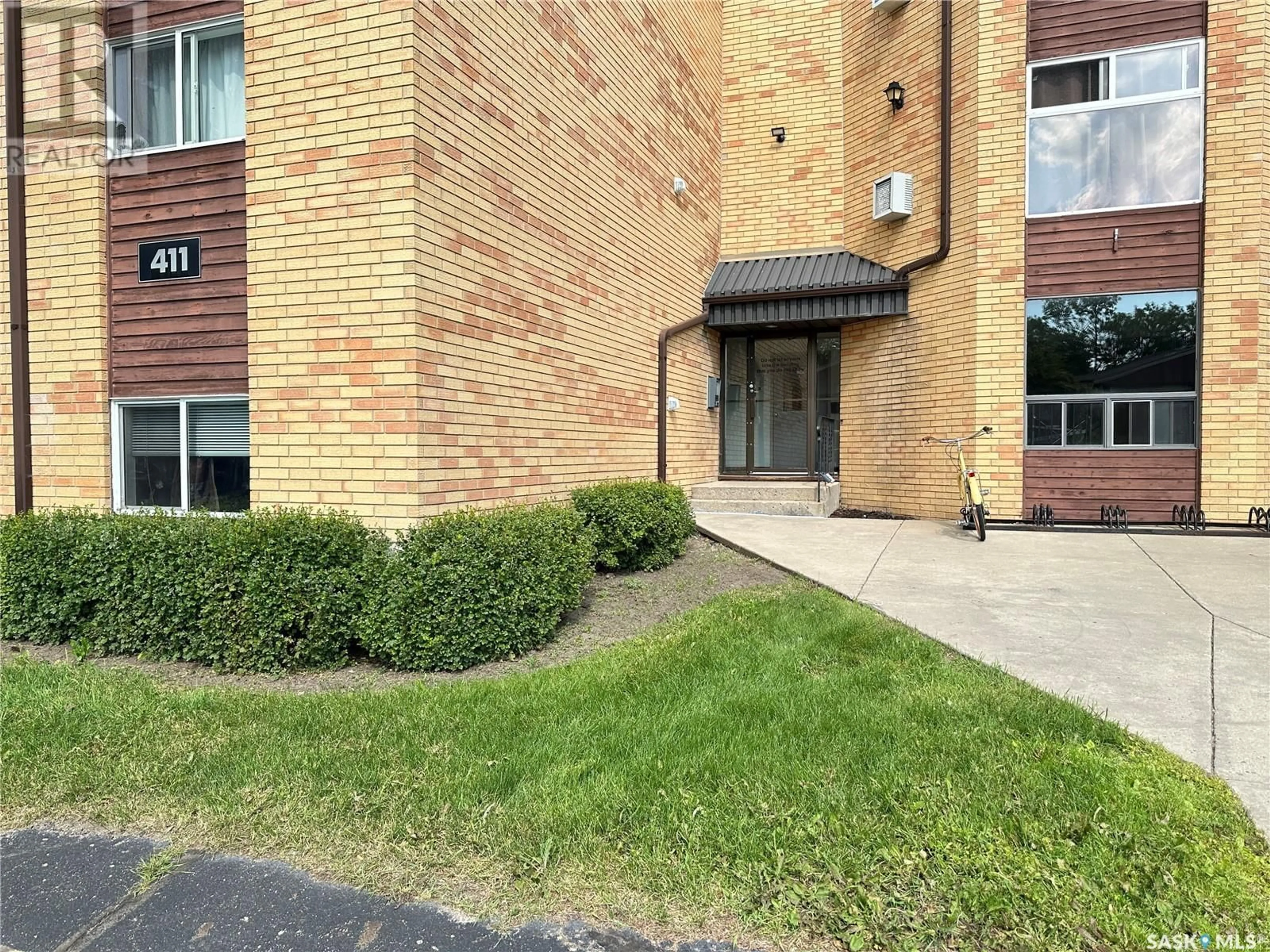 Unknown for 304 411 TAIT COURT, Saskatoon Saskatchewan S7H5L3