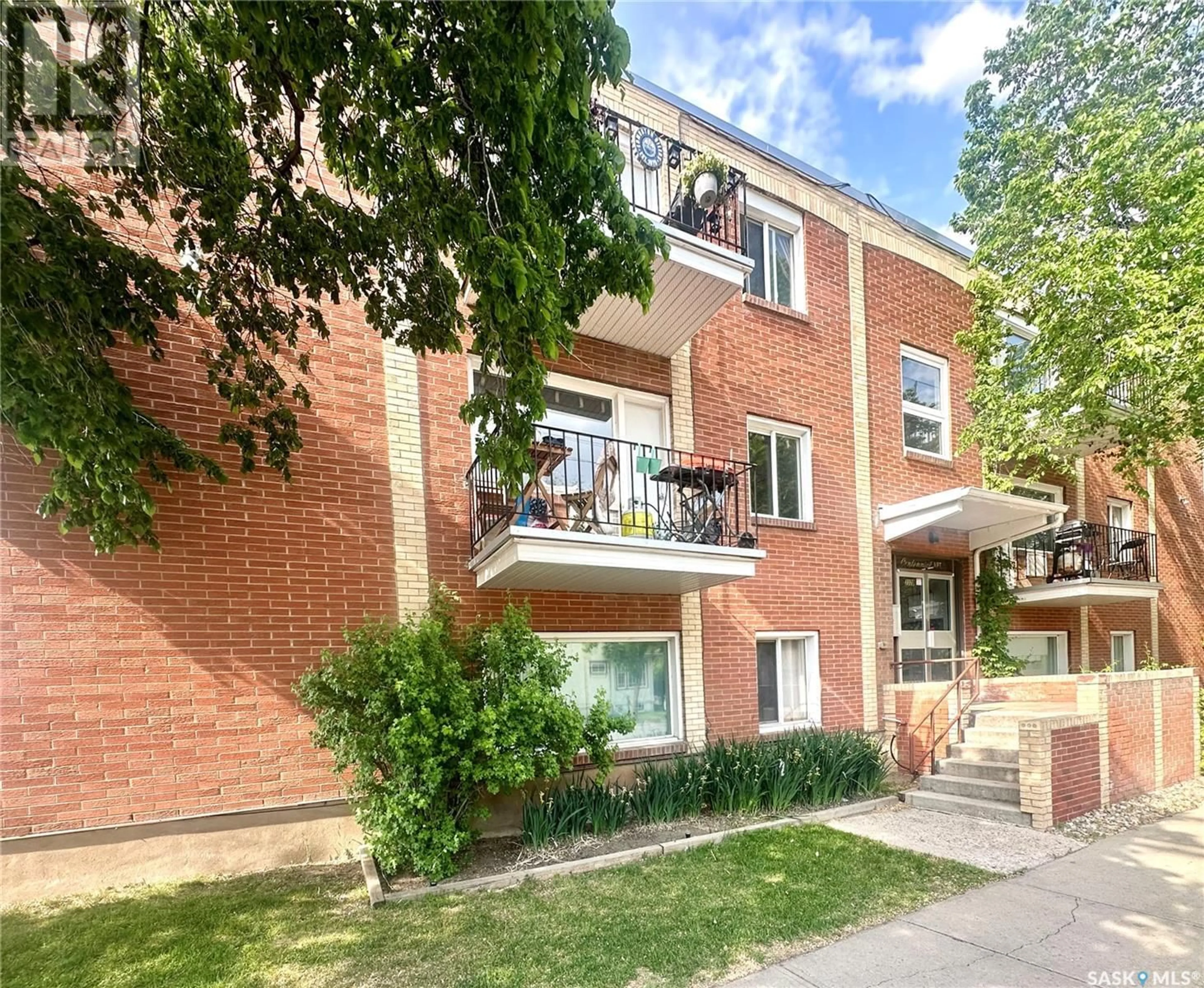 Unknown for 2320 13TH AVENUE, Regina Saskatchewan S4P0V7
