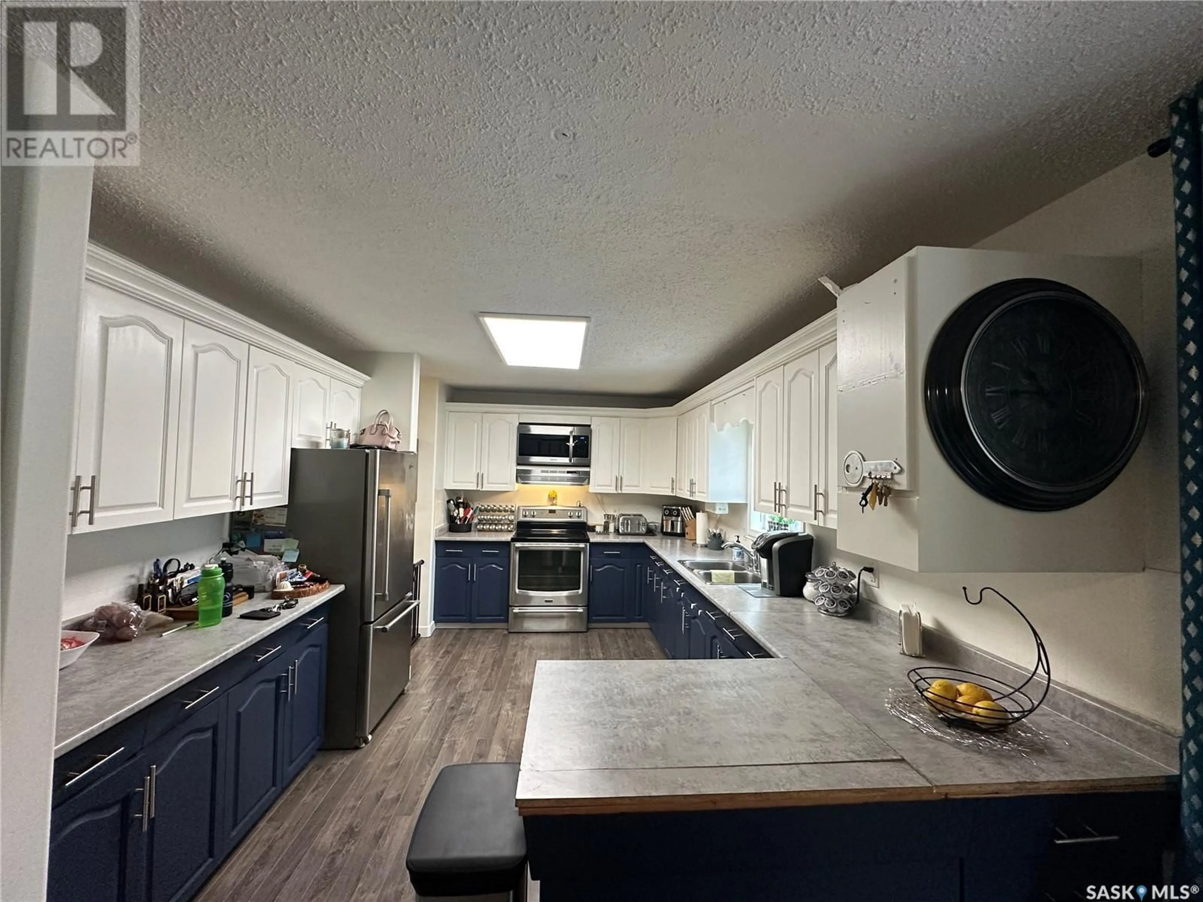 Open concept kitchen, unknown for MCDOWELL ACREAGE, Humboldt Rm No. 370 Saskatchewan S0K1T0