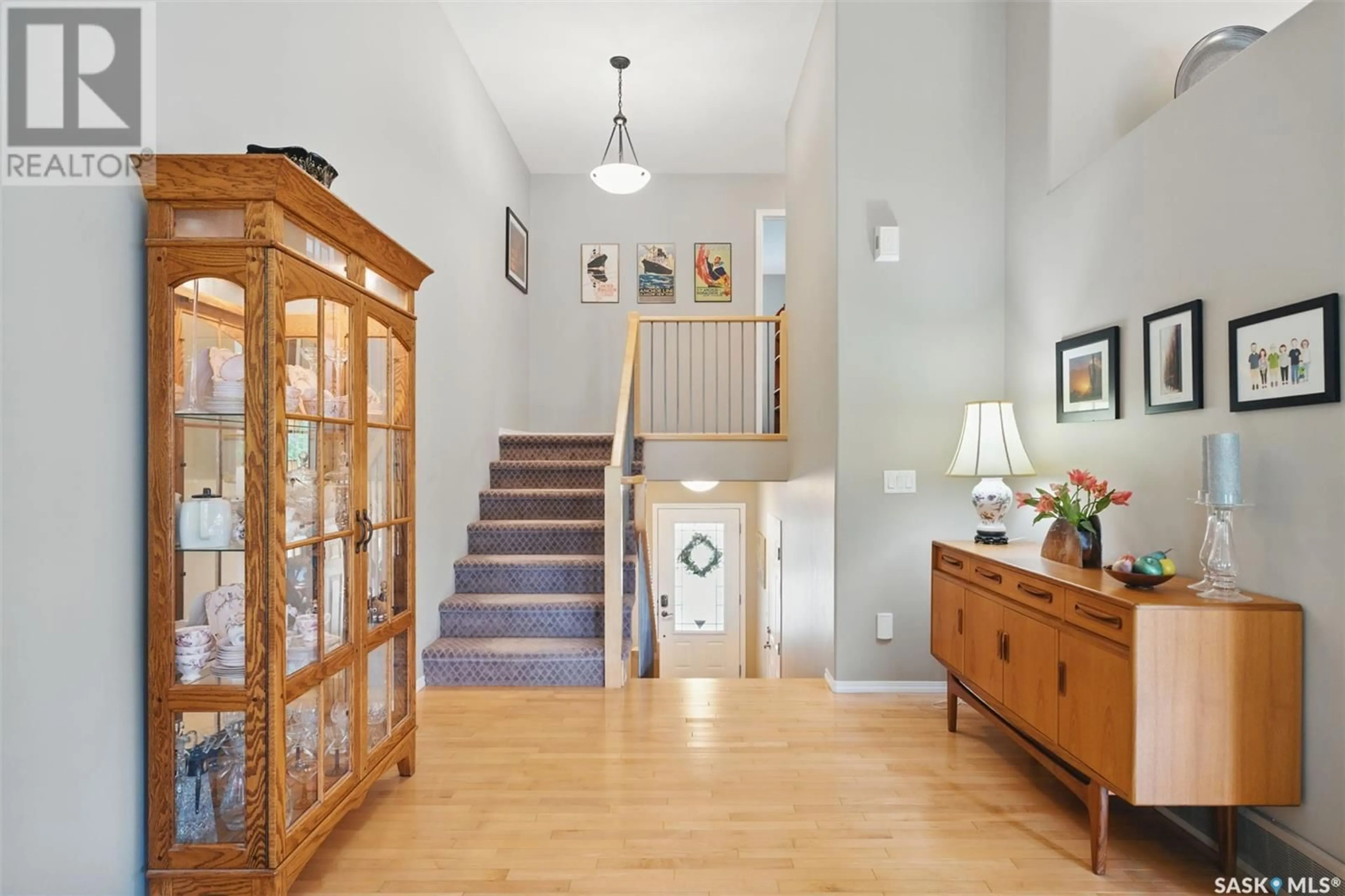 Indoor foyer for 133 1110 BRIARWOOD ROAD, Saskatoon Saskatchewan S7V0A1
