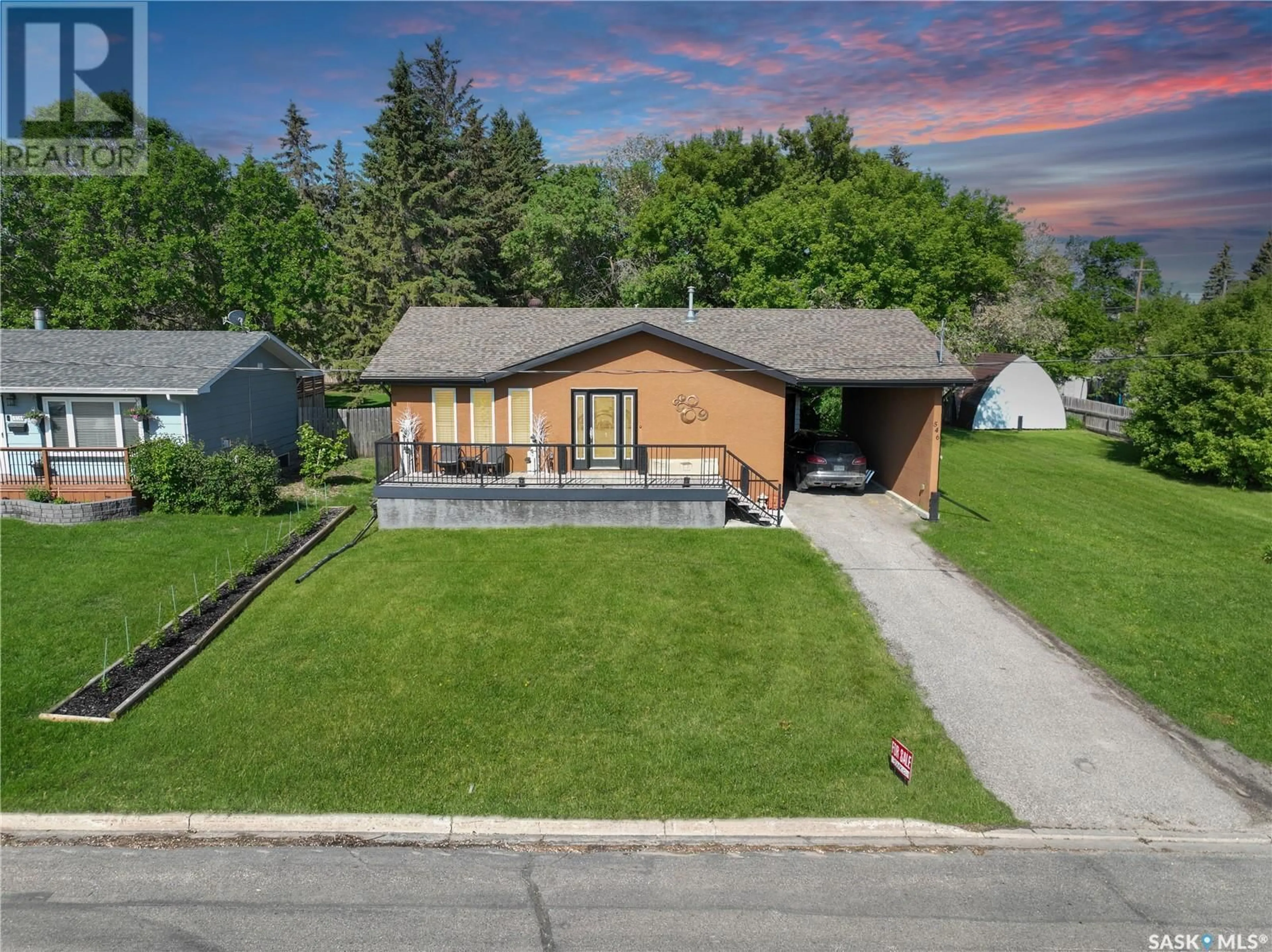 A pic from outside/outdoor area/front of a property/back of a property/a pic from drone, street for 540 STANLEY STREET, Esterhazy Saskatchewan S0A0X0
