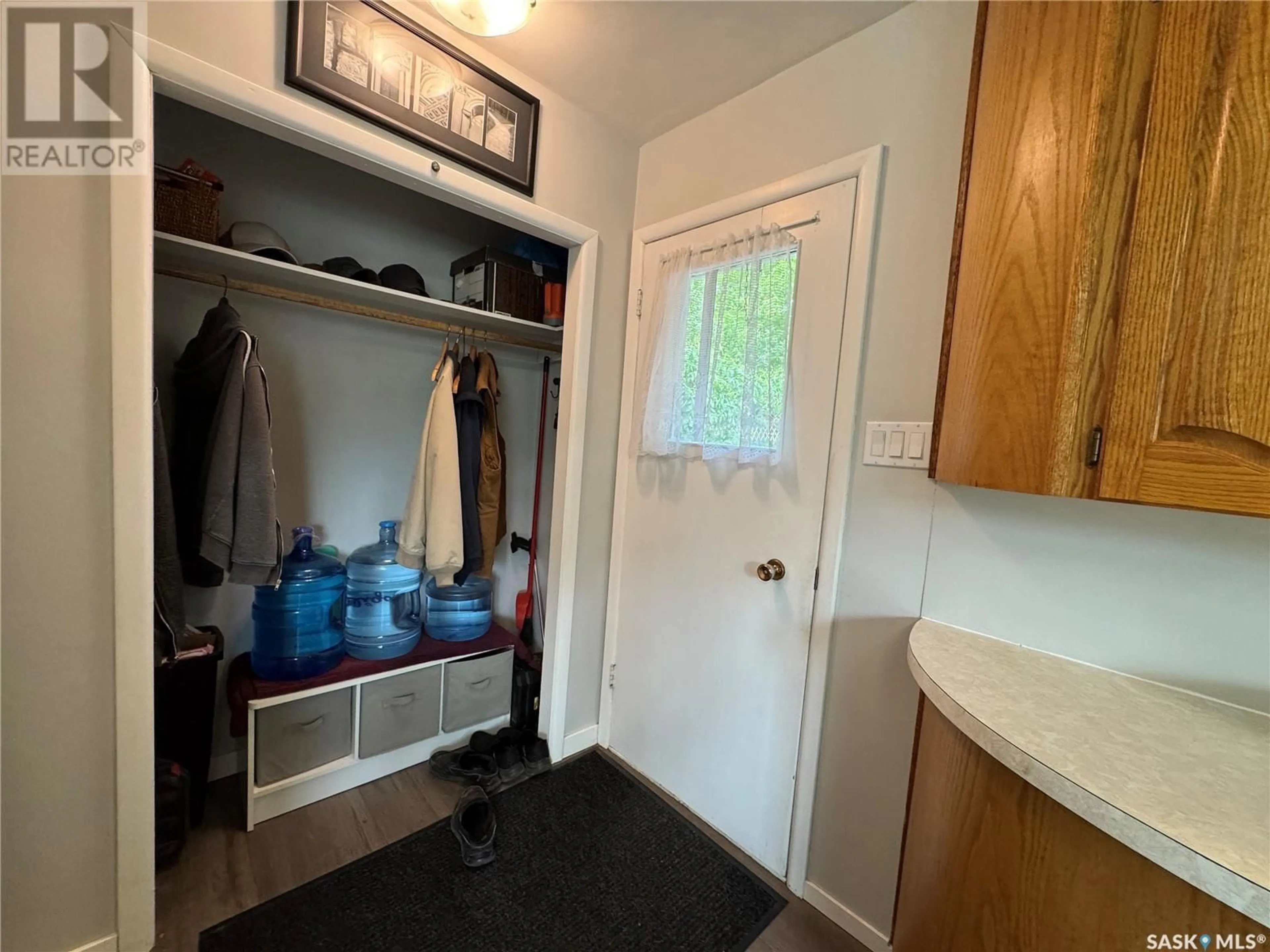 Storage room or clothes room or walk-in closet for 401 2ND AVENUE, Jansen Saskatchewan S0K2B0