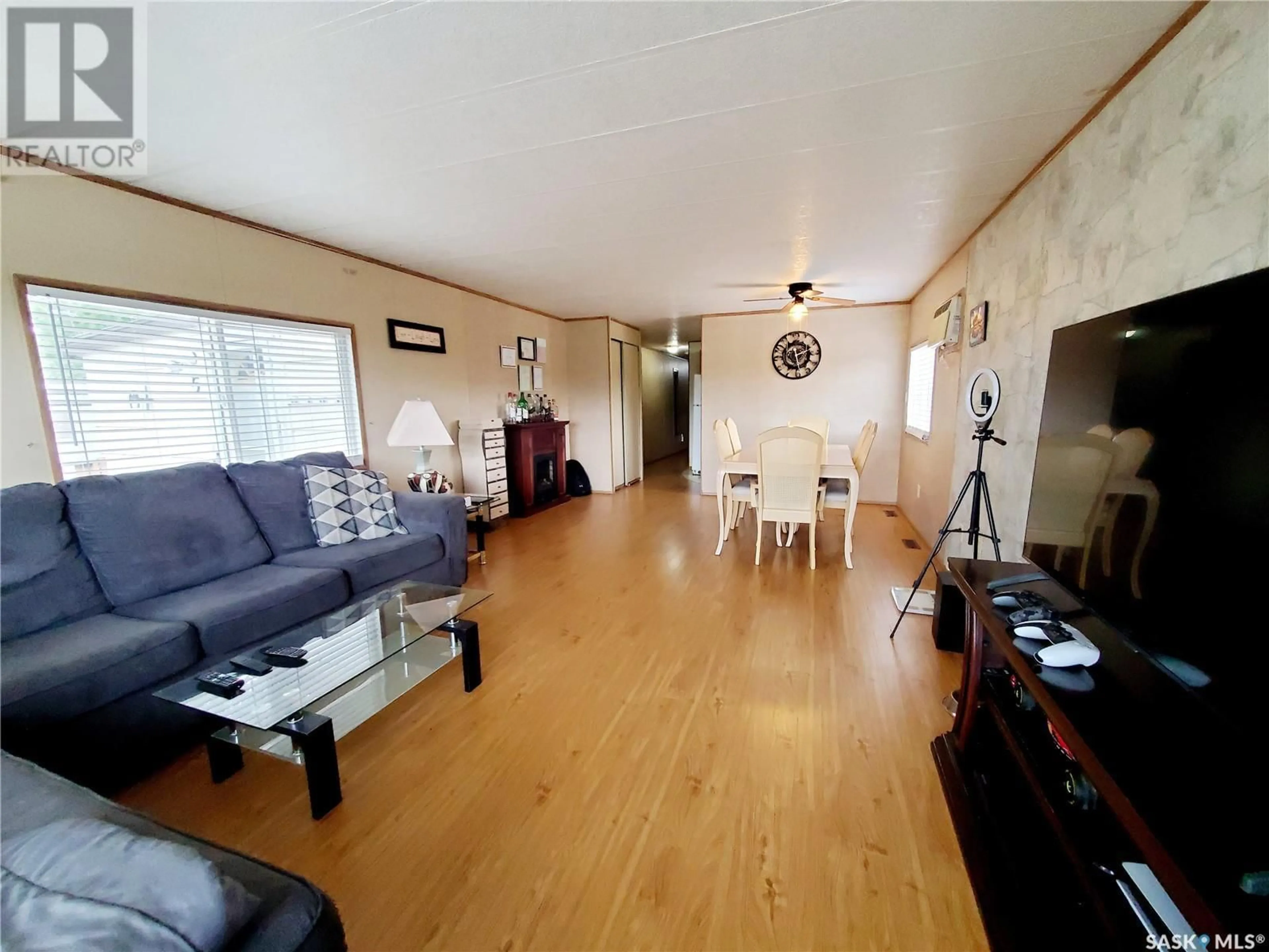 A pic of a room for 5 PRAIRIE SUN COURT, Swift Current Saskatchewan S9H3X6