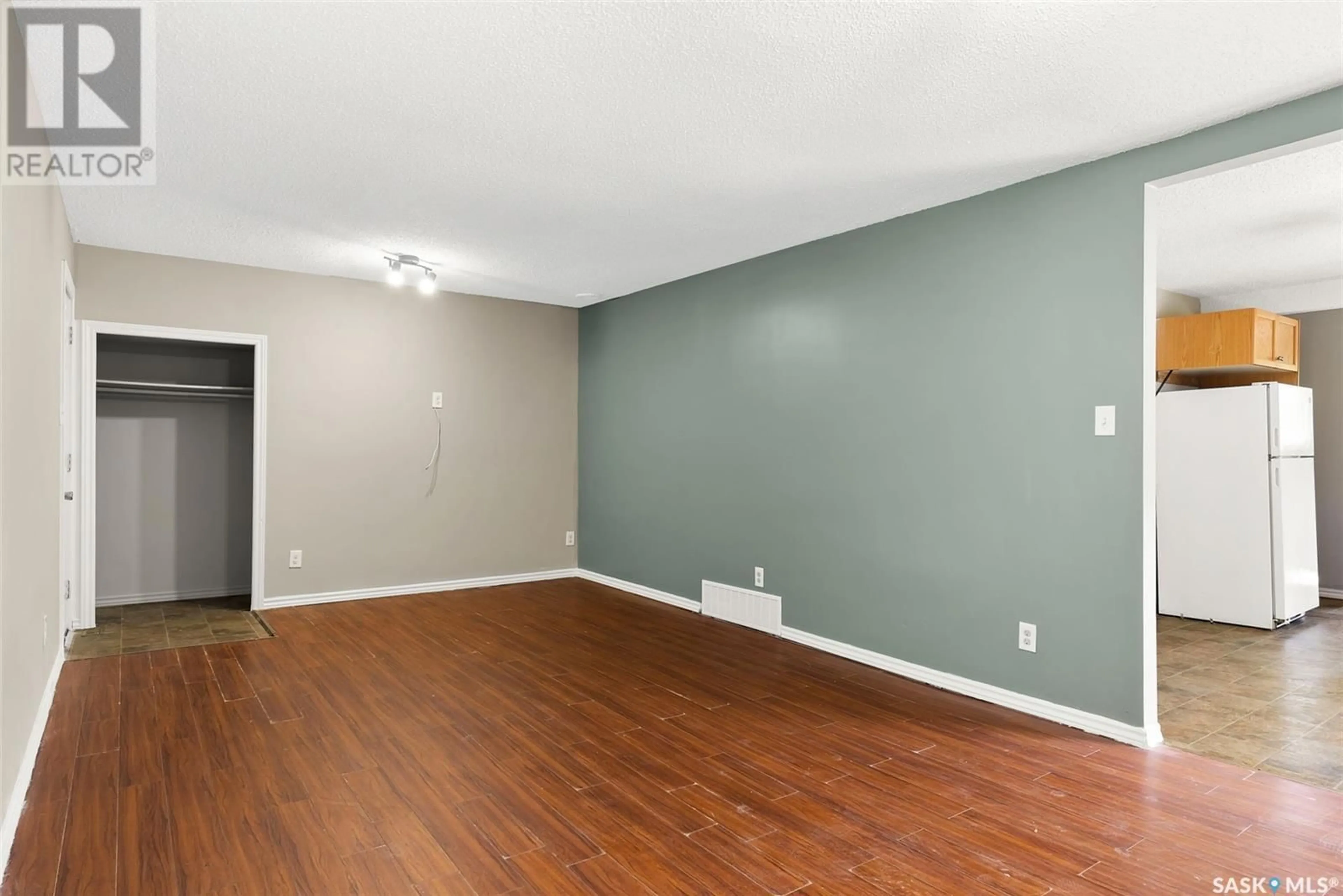A pic of a room for 1241 PRINCESS STREET, Regina Saskatchewan S4T3Y7