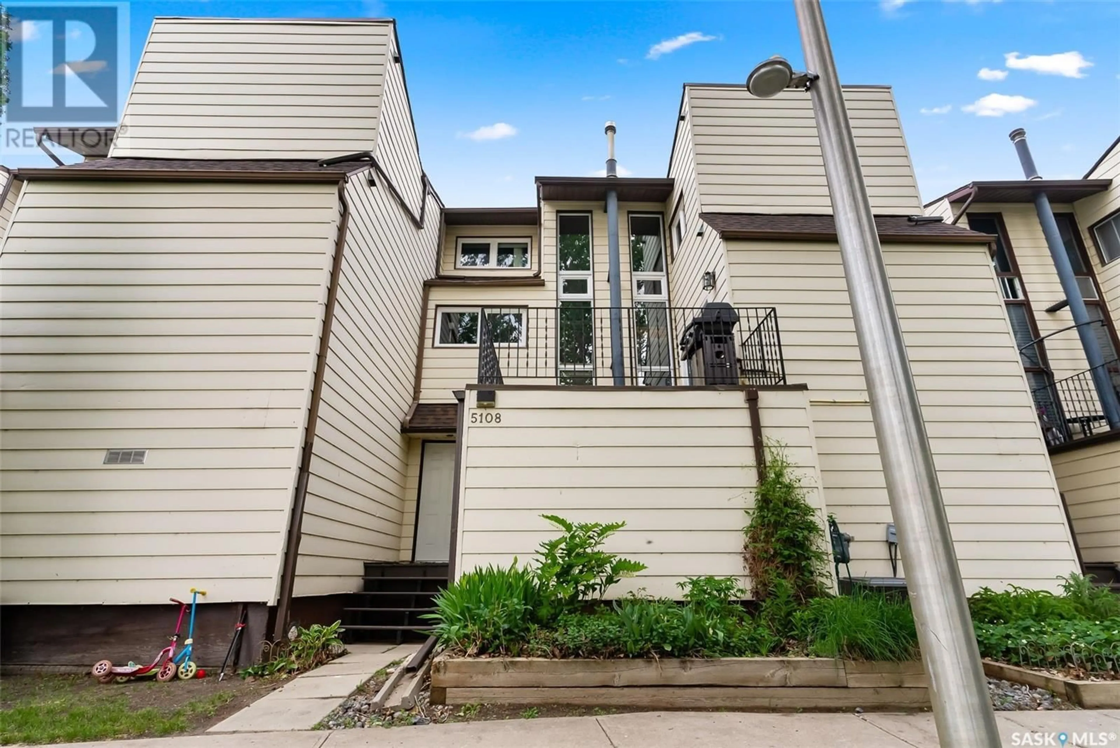 Unknown for 5108 10TH AVENUE, Regina Saskatchewan S4T7P5
