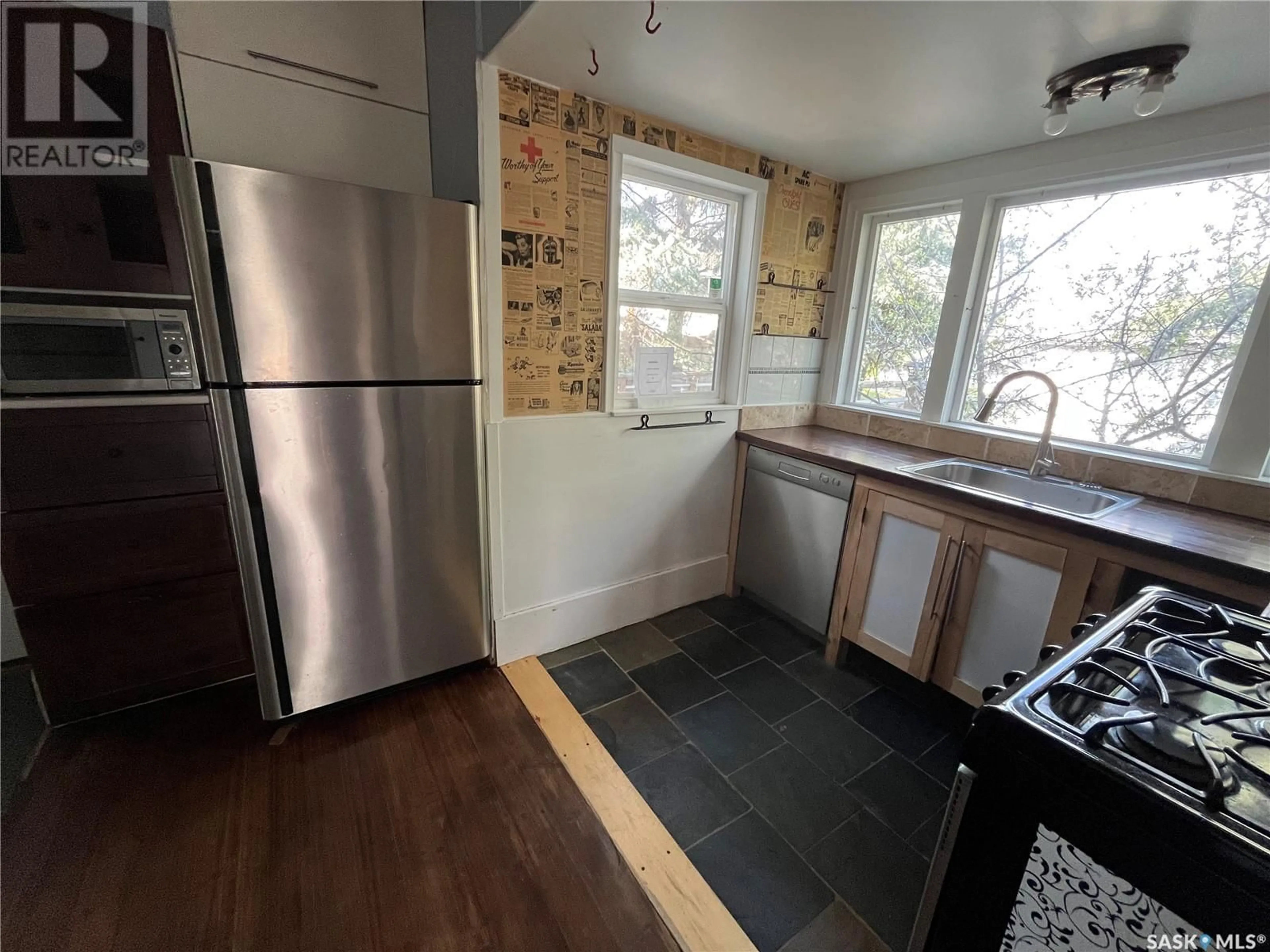 Standard kitchen, unknown for 402 MAIN STREET, Radisson Saskatchewan S0K3L0