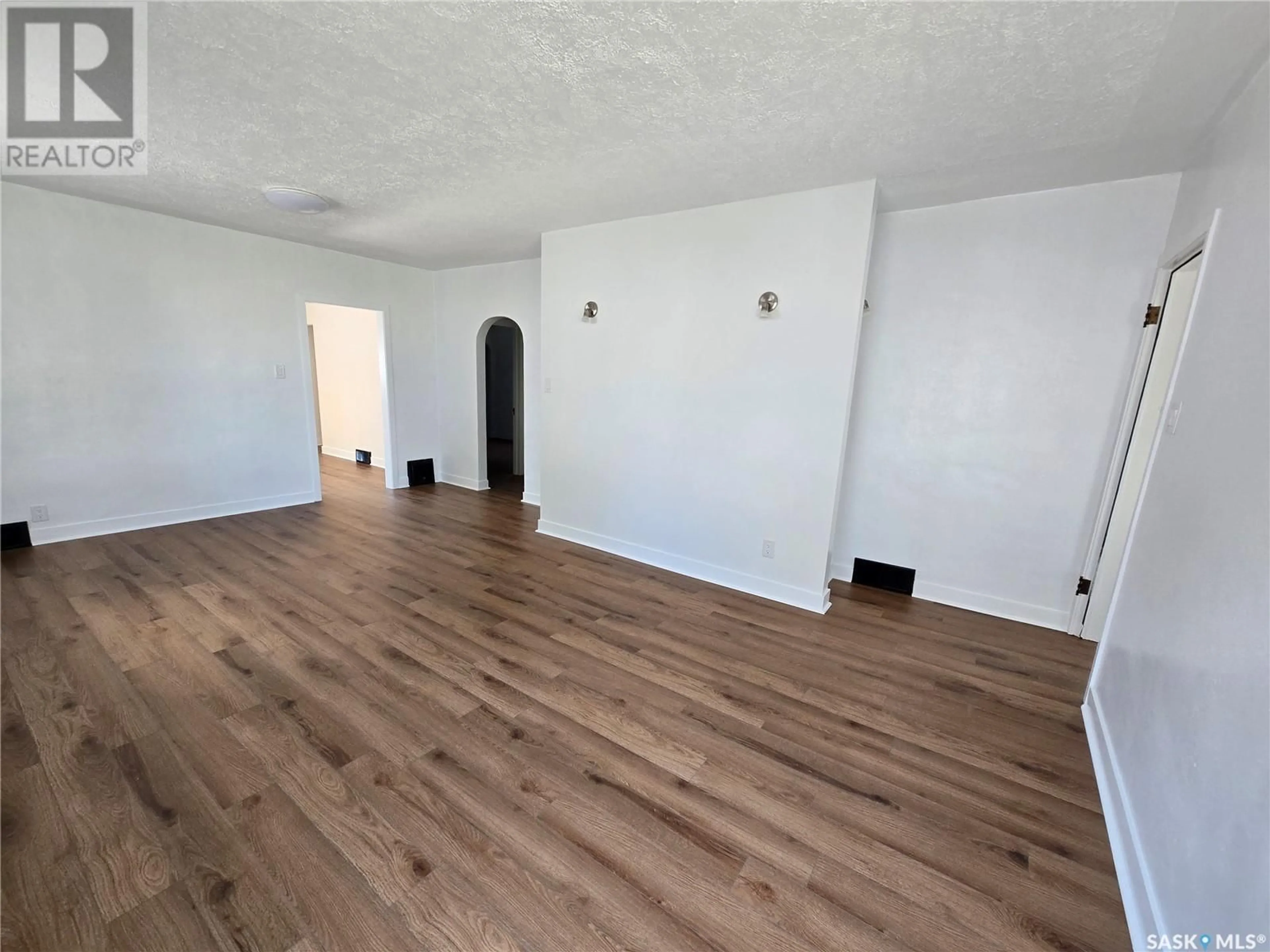 A pic of a room for 450 CENTRAL AVENUE, Swift Current Saskatchewan S9H0L7