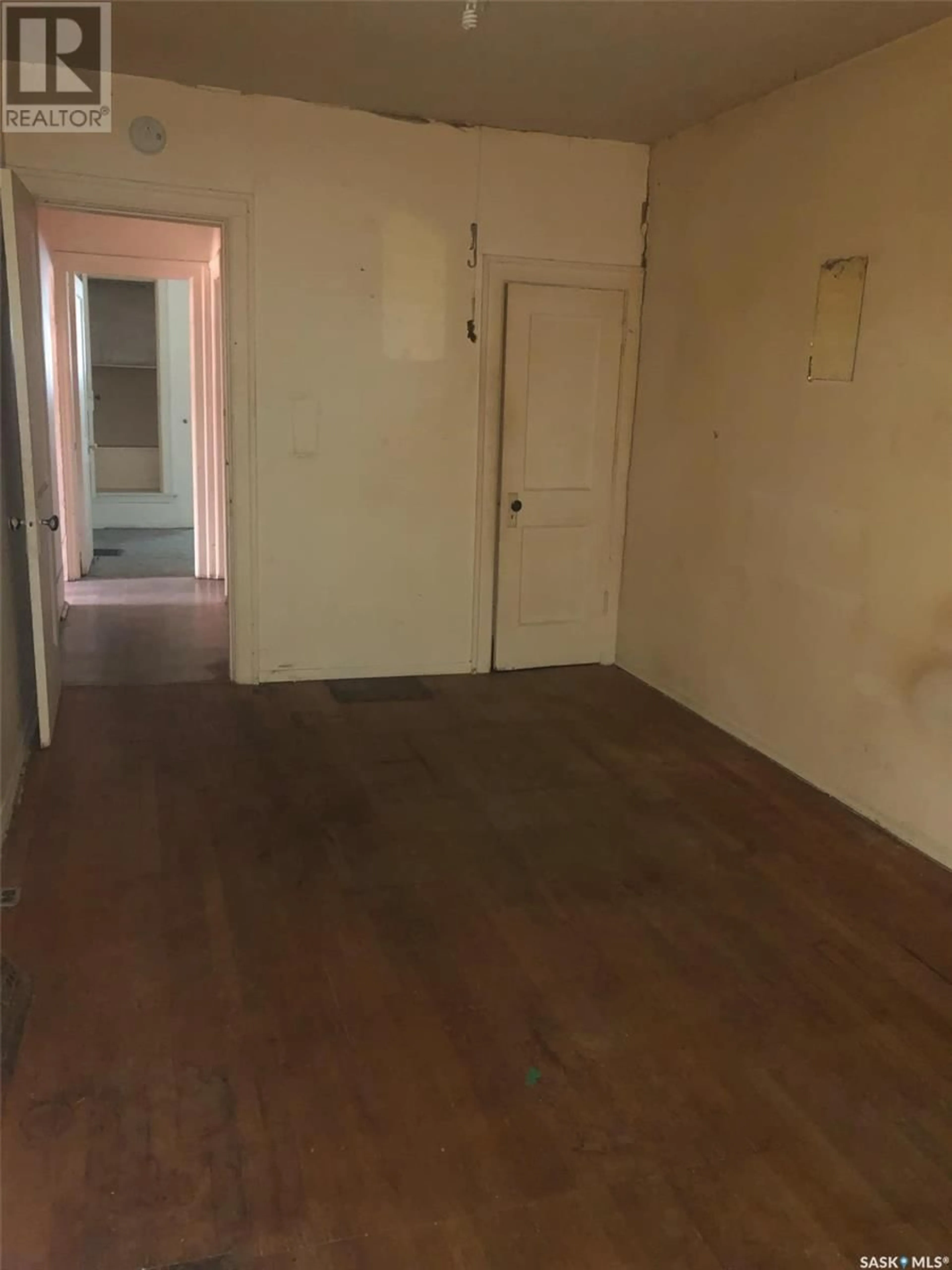 A pic of a room for 1116 RAE STREET, Regina Saskatchewan S4T2B8