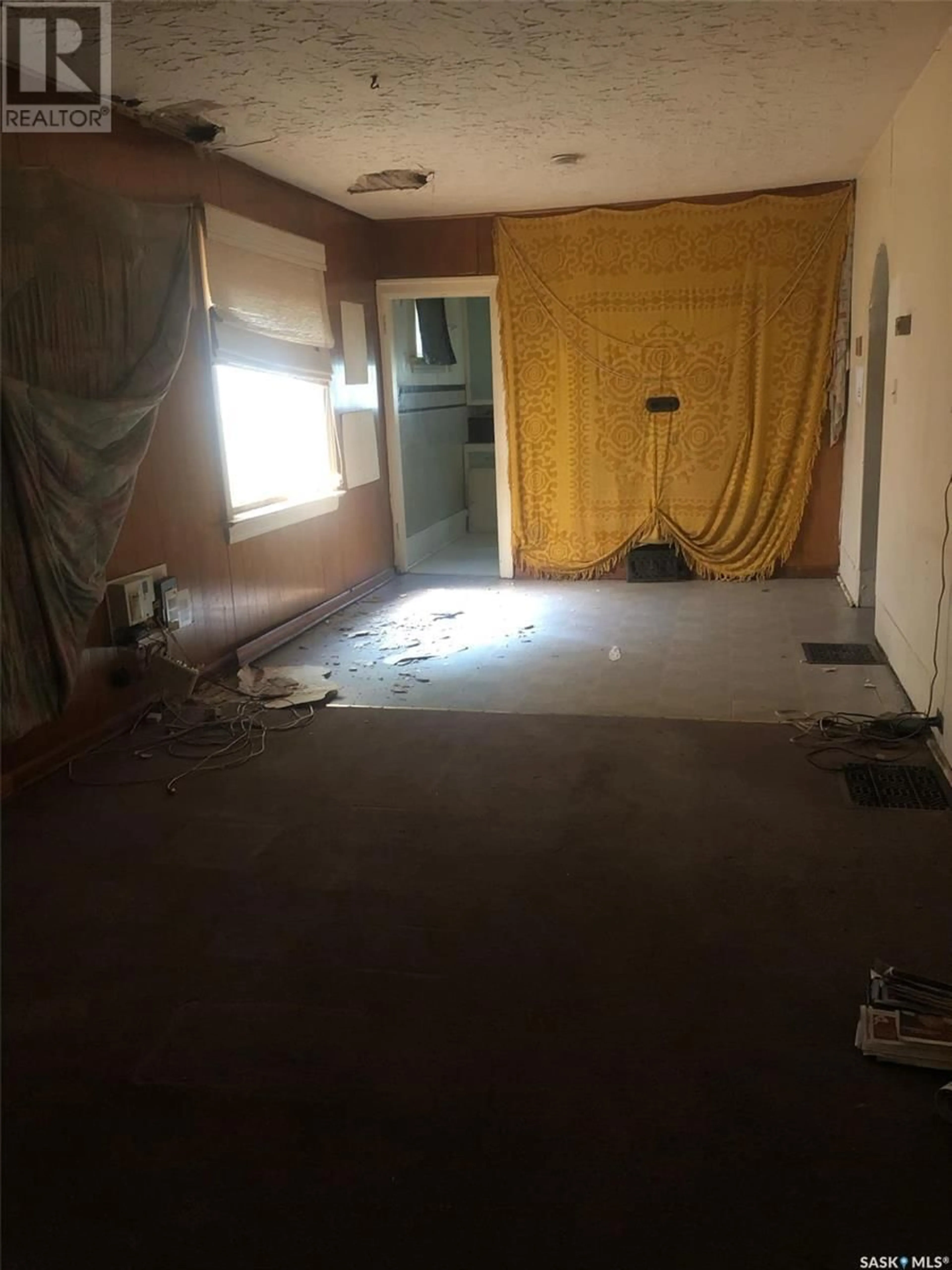 A pic of a room for 1116 RAE STREET, Regina Saskatchewan S4T2B8