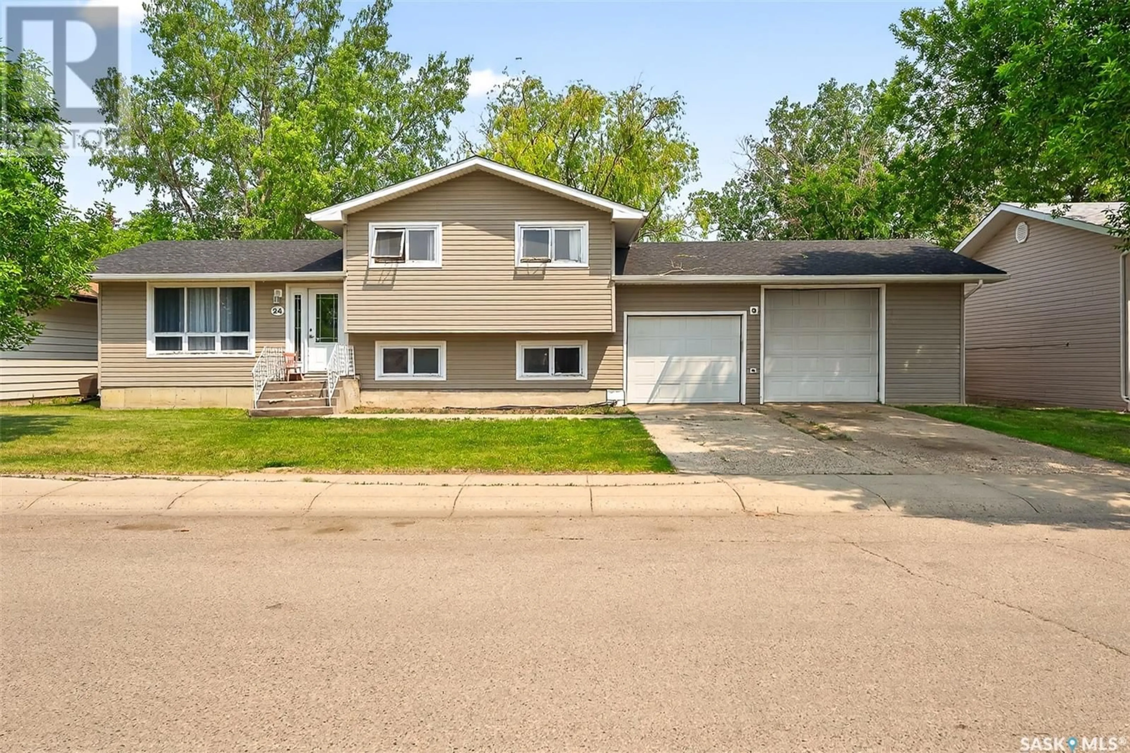 Home with vinyl exterior material, street for 24 BLUEBELL CRESCENT, Moose Jaw Saskatchewan S6J1A2