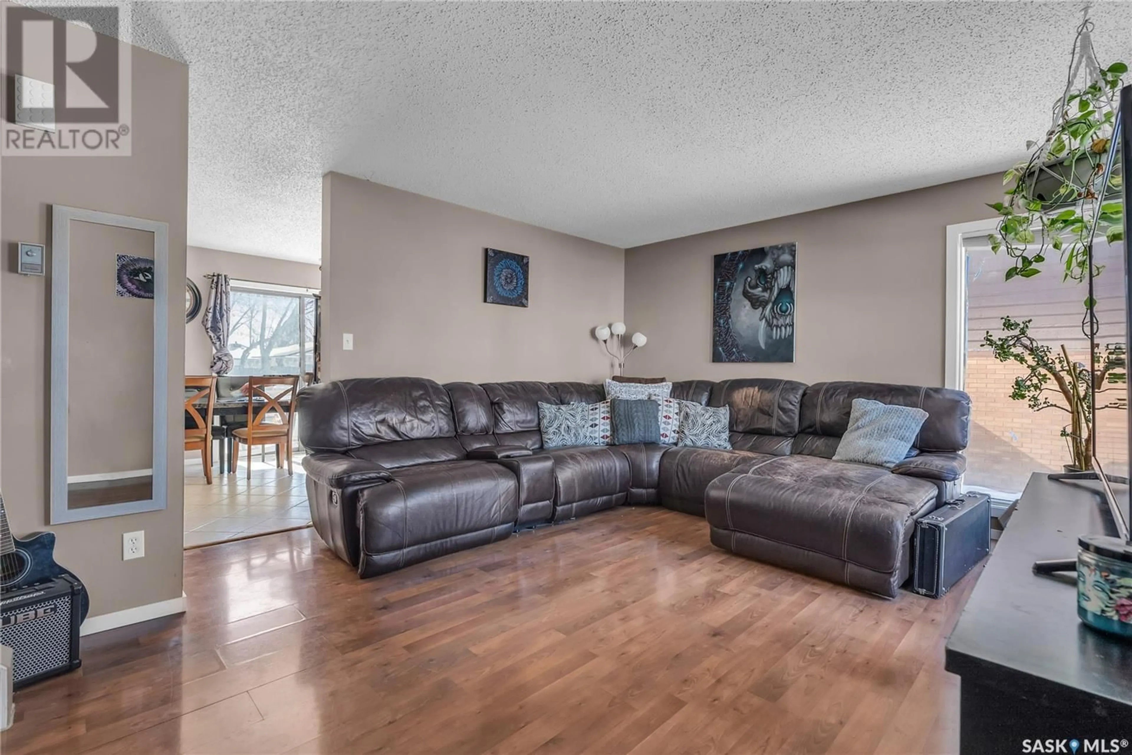Living room with furniture, unknown for 442 - 444 RUSSELL ROAD, Saskatoon Saskatchewan S7K6K9