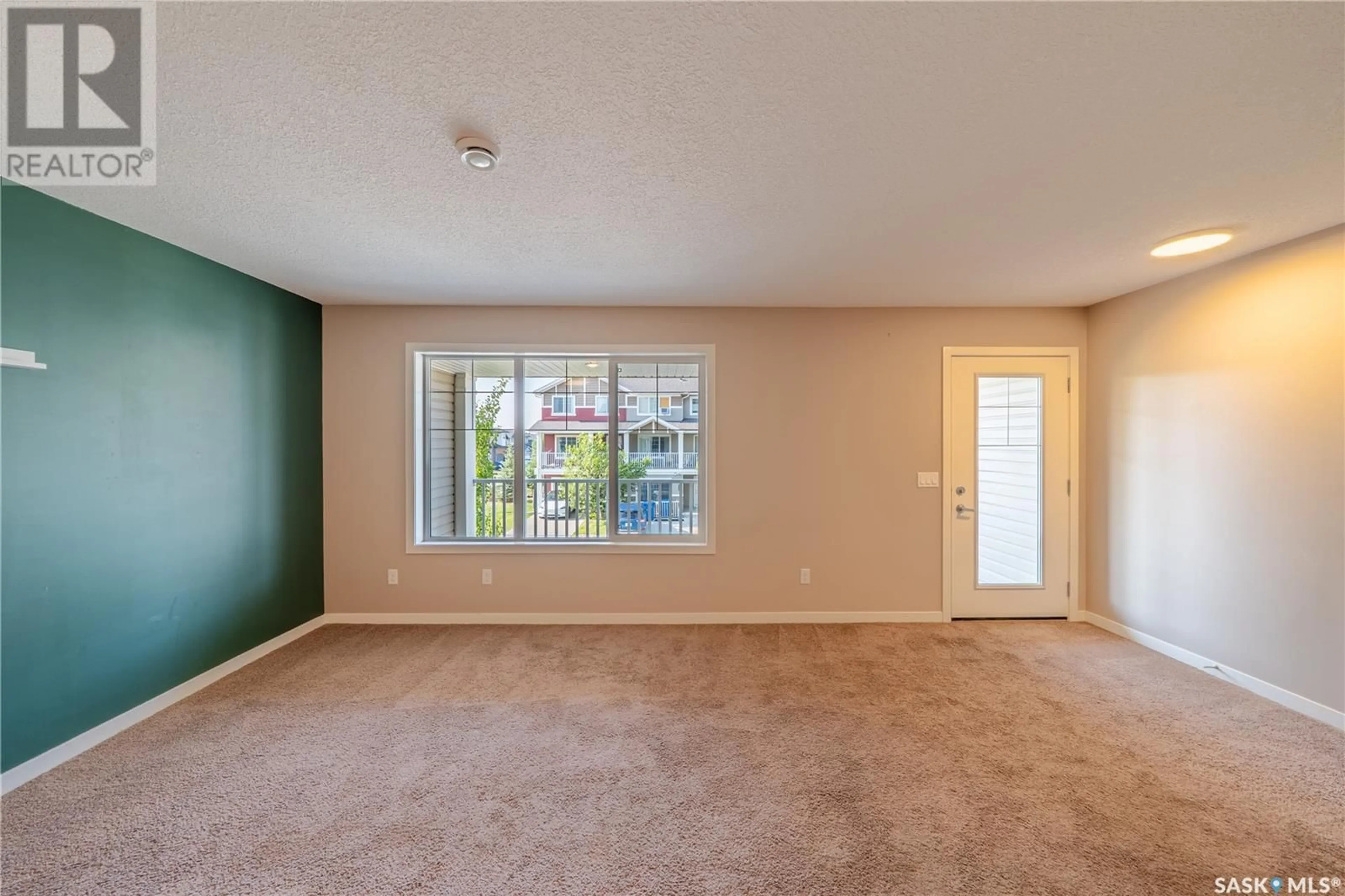 Unknown for 33B - 4533 DELHAYE WAY, Regina Saskatchewan S4R5K4