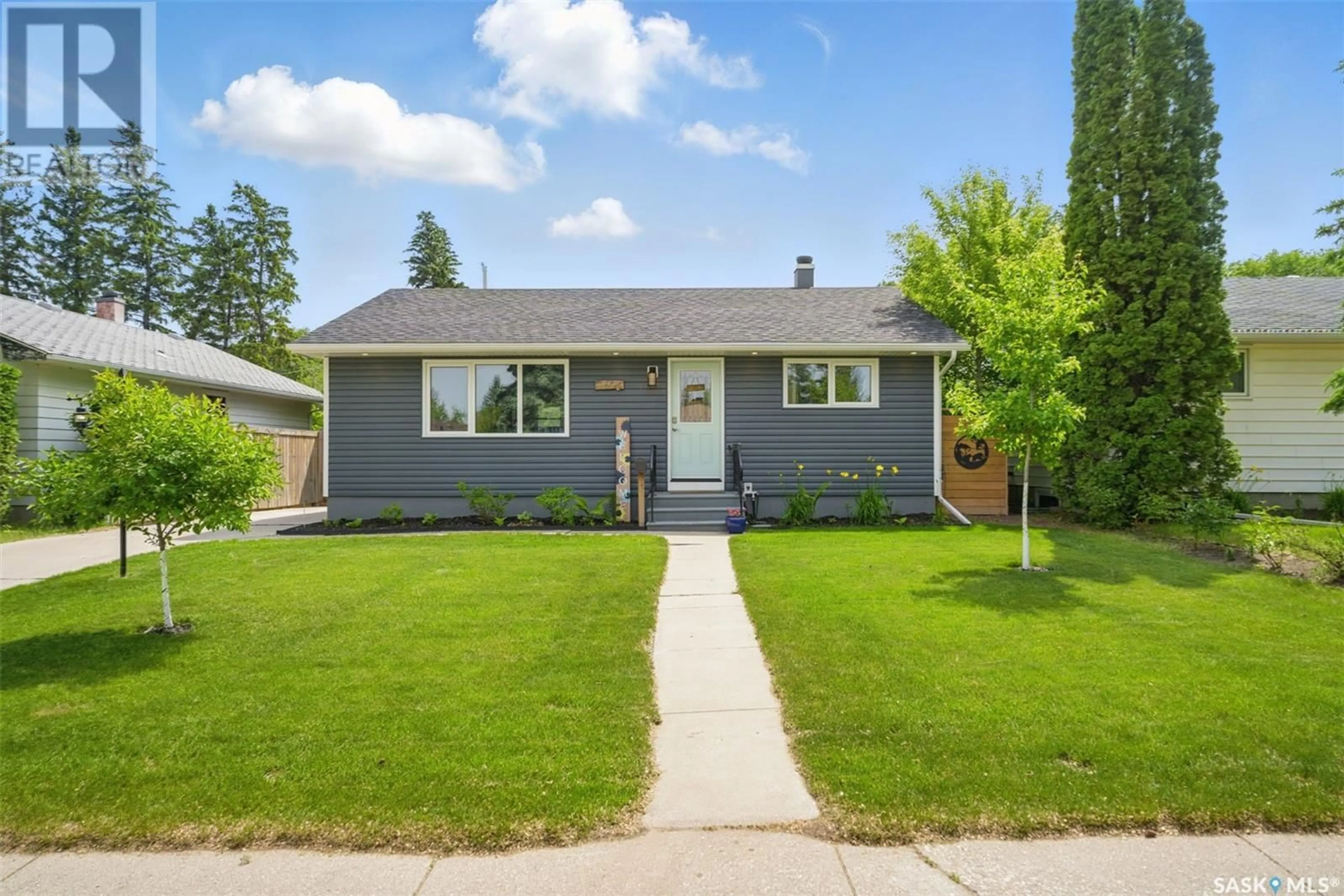 Home with vinyl exterior material, street for 1604 LANDA STREET, Saskatoon Saskatchewan S7J0P6