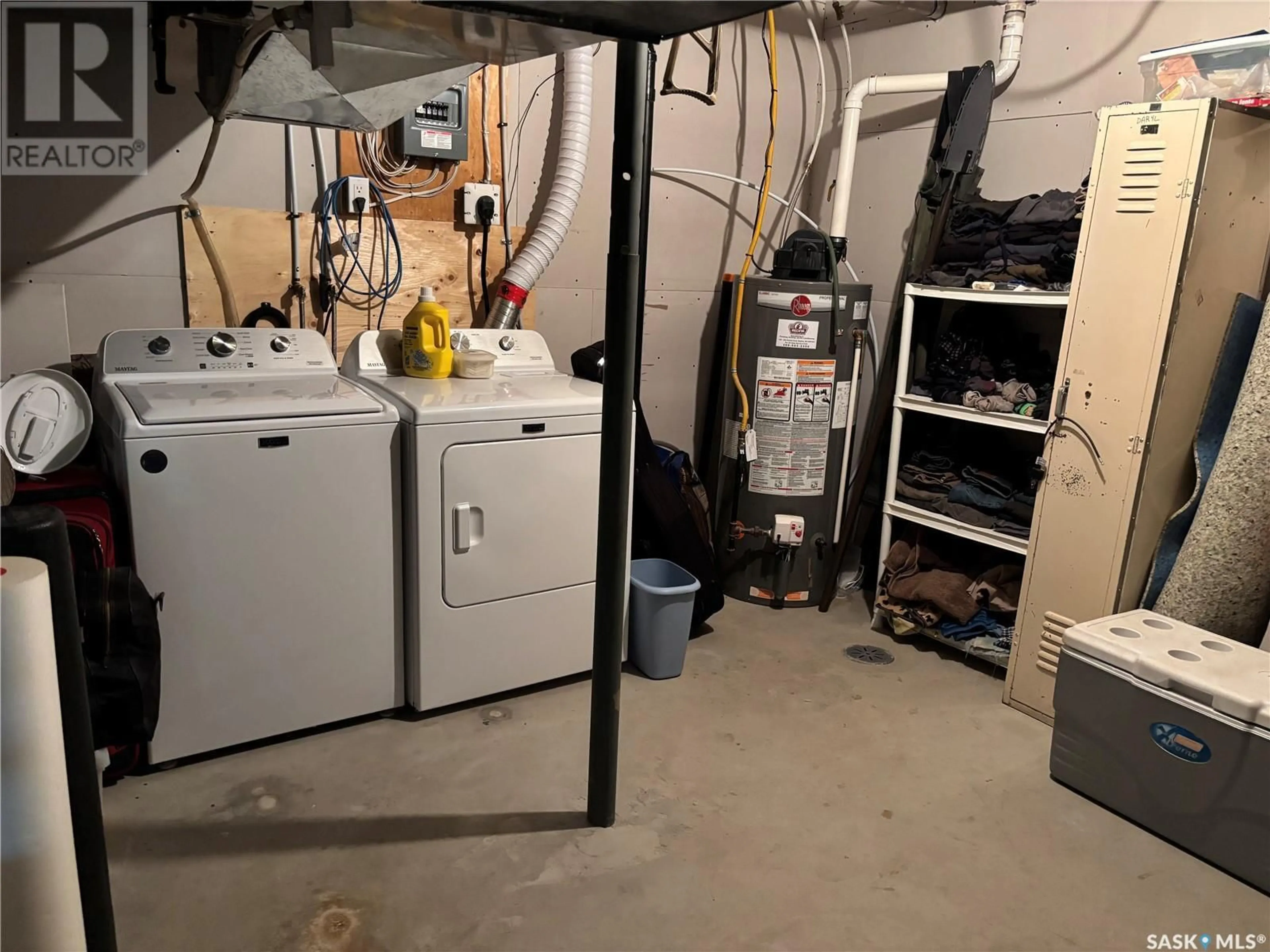 A pic of a room for 400 TORONTO STREET, Regina Saskatchewan S4R1M4