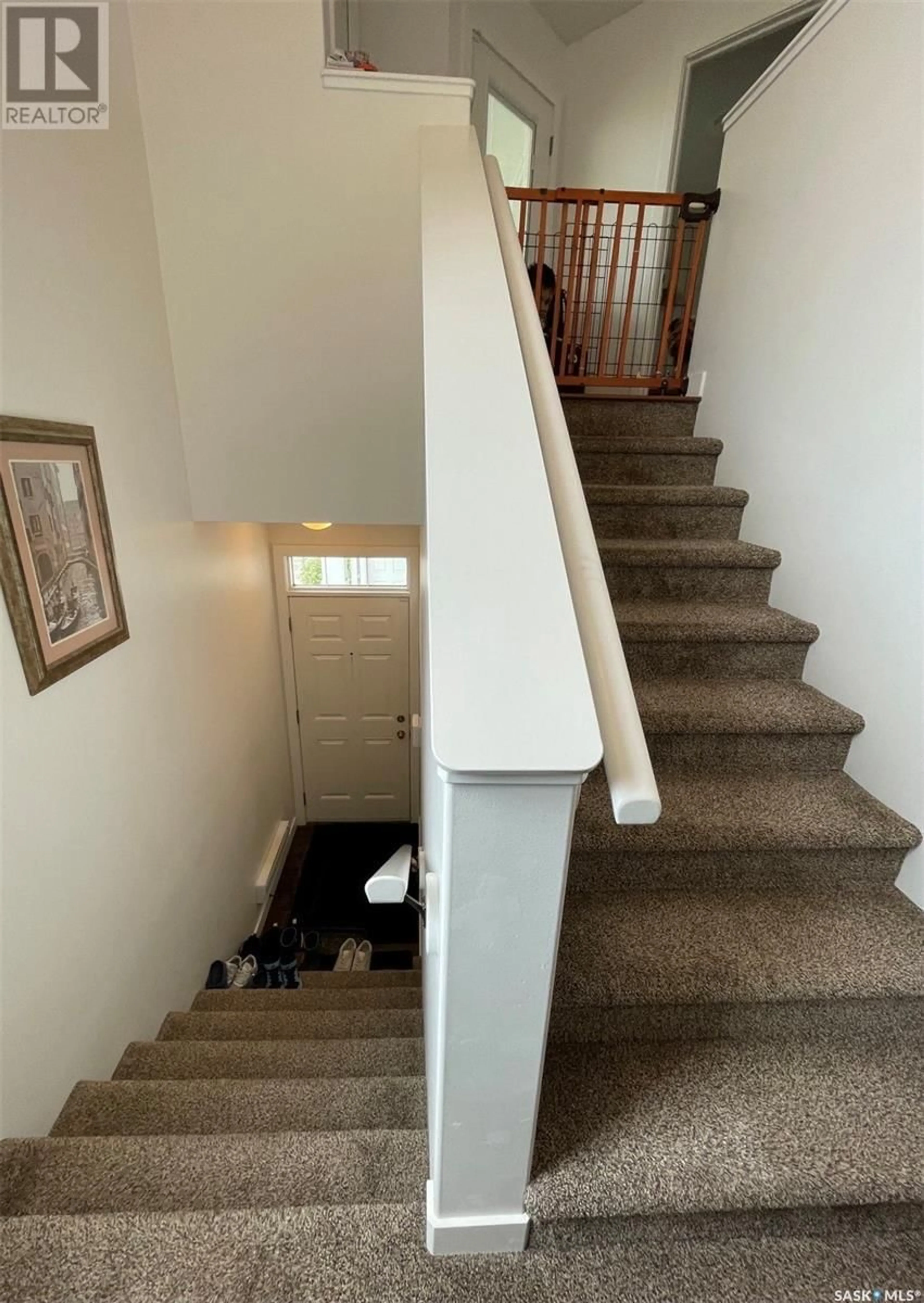 Stairs for 4267 GREEN APPLE DRIVE, Regina Saskatchewan S4V1M6
