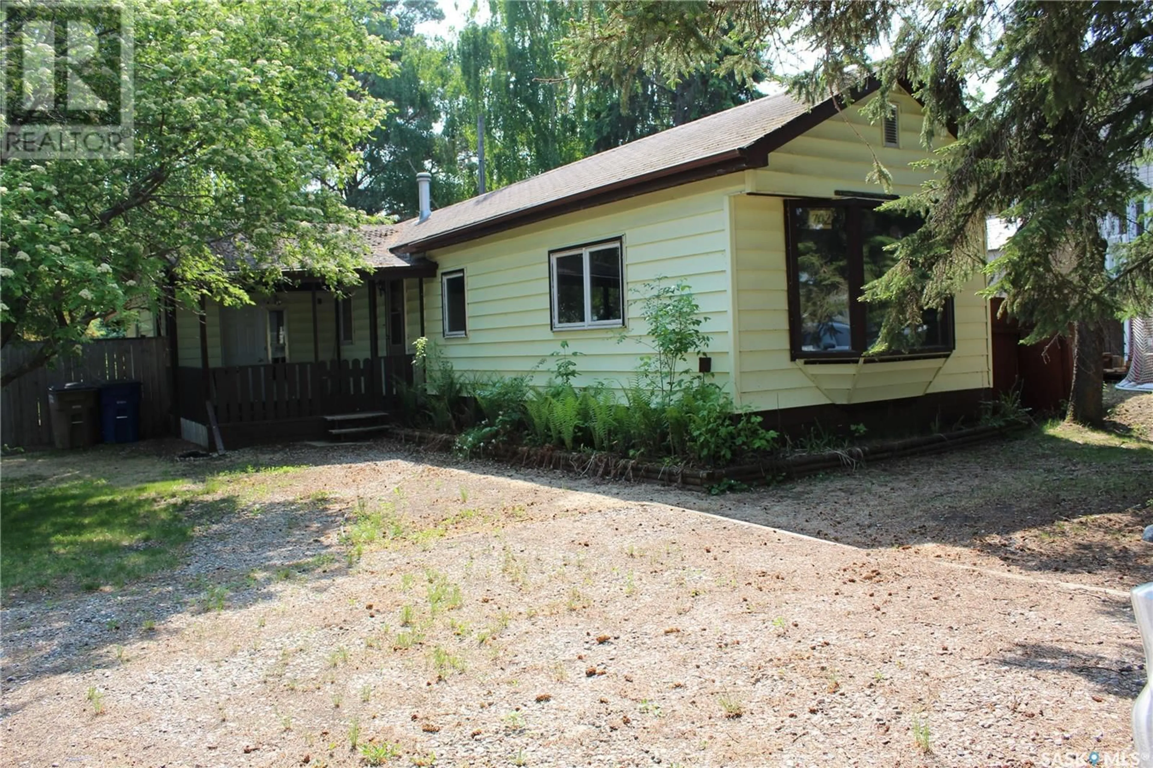 Unknown for 702 4TH AVENUE, Cudworth Saskatchewan S0K1B0
