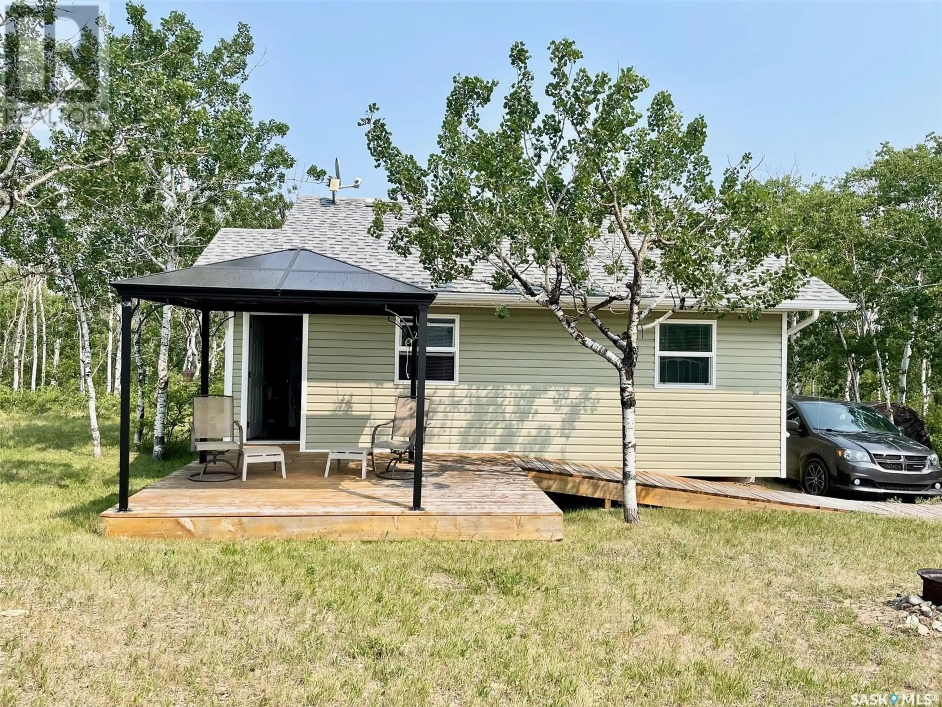 Home with vinyl exterior material, unknown for SANDY CRESCENT, Good Spirit Lake Saskatchewan S0A0L0