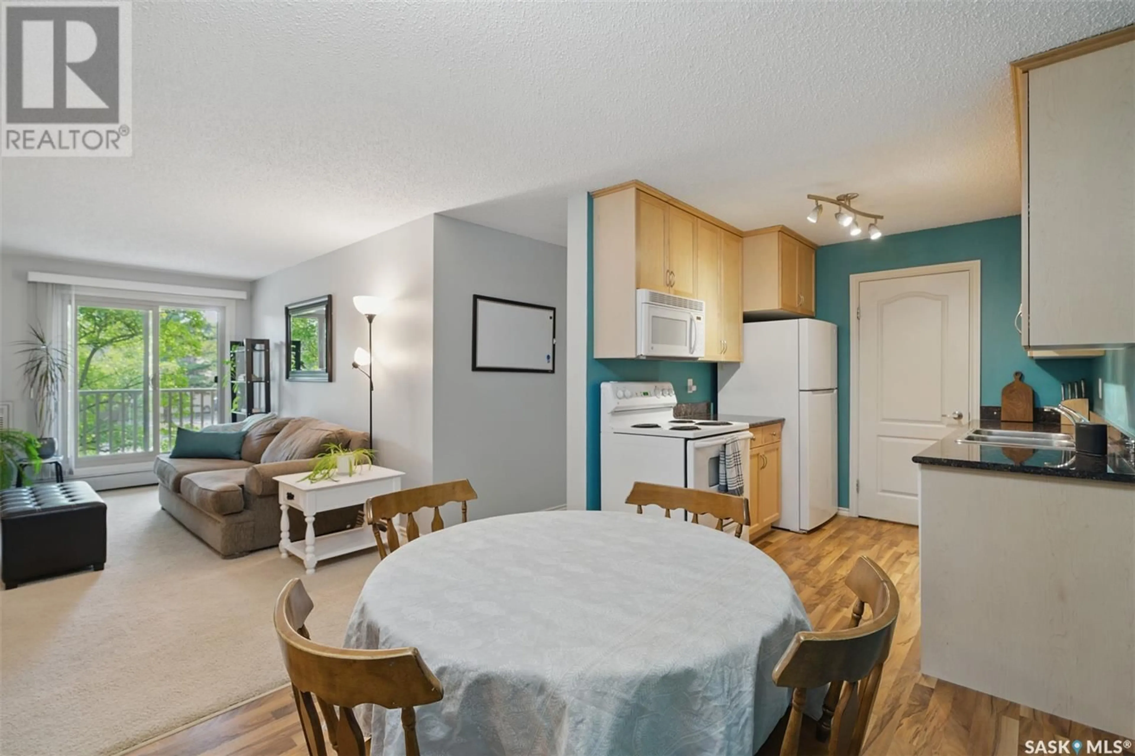 Open concept kitchen, unknown for 206H - 1121 MCKERCHER DRIVE, Saskatoon Saskatchewan S7H5B8
