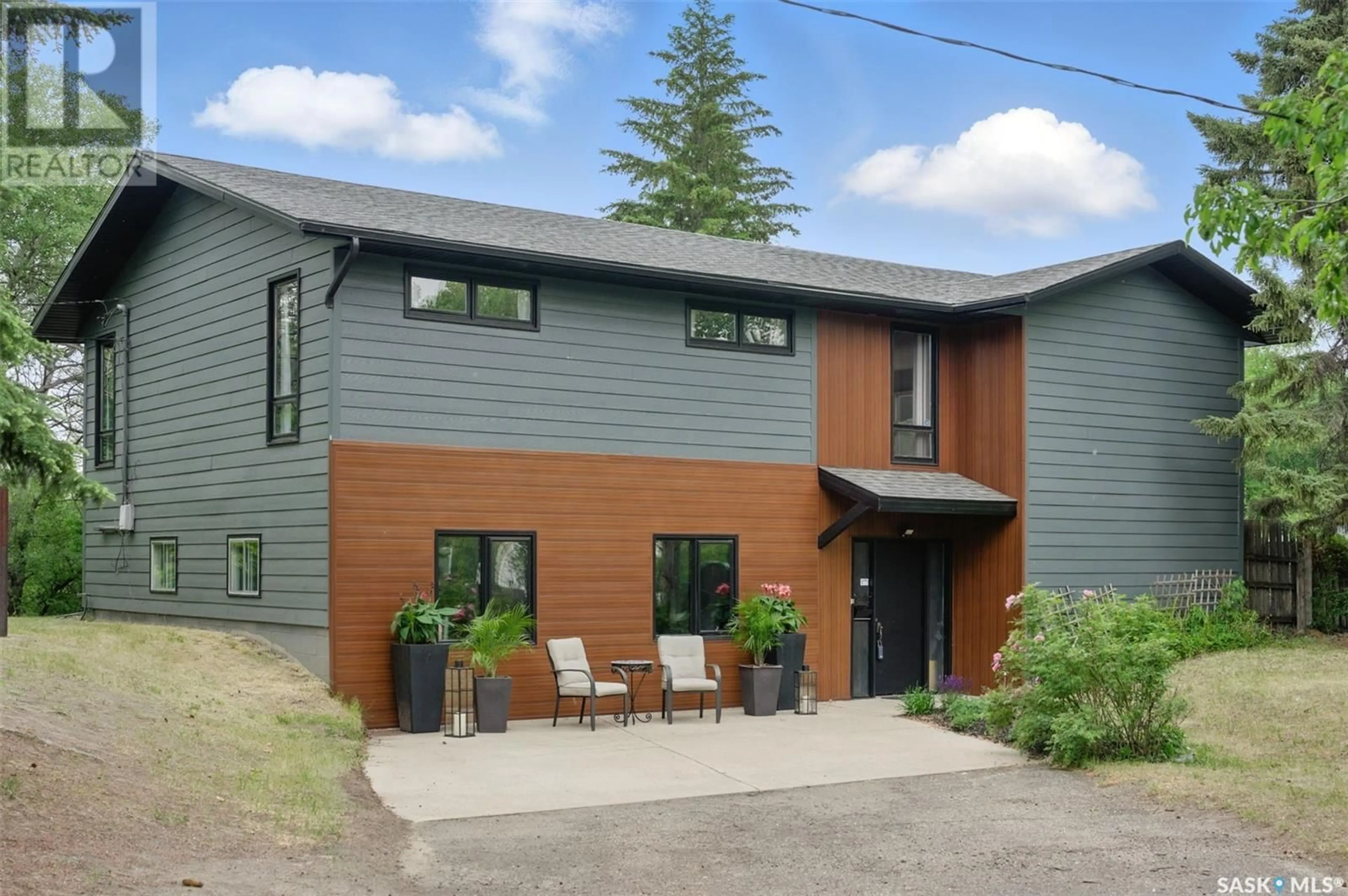 Home with brick exterior material, unknown for 14 PONY TRAIL, Corman Park Rm No. 344 Saskatchewan S7T1A1
