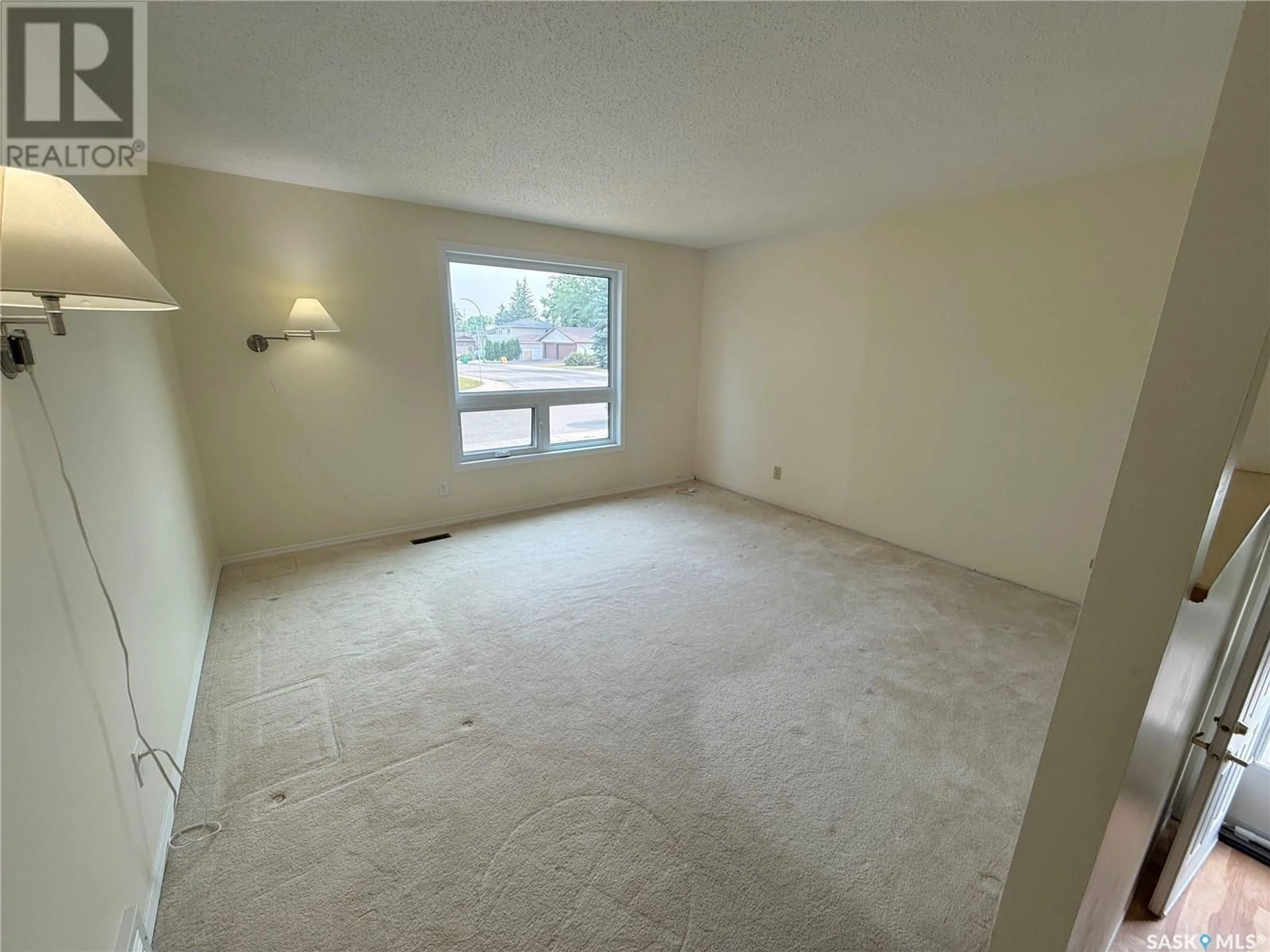 A pic of a room for 368 BIRCH CRESCENT, Saskatoon Saskatchewan S7M2N7