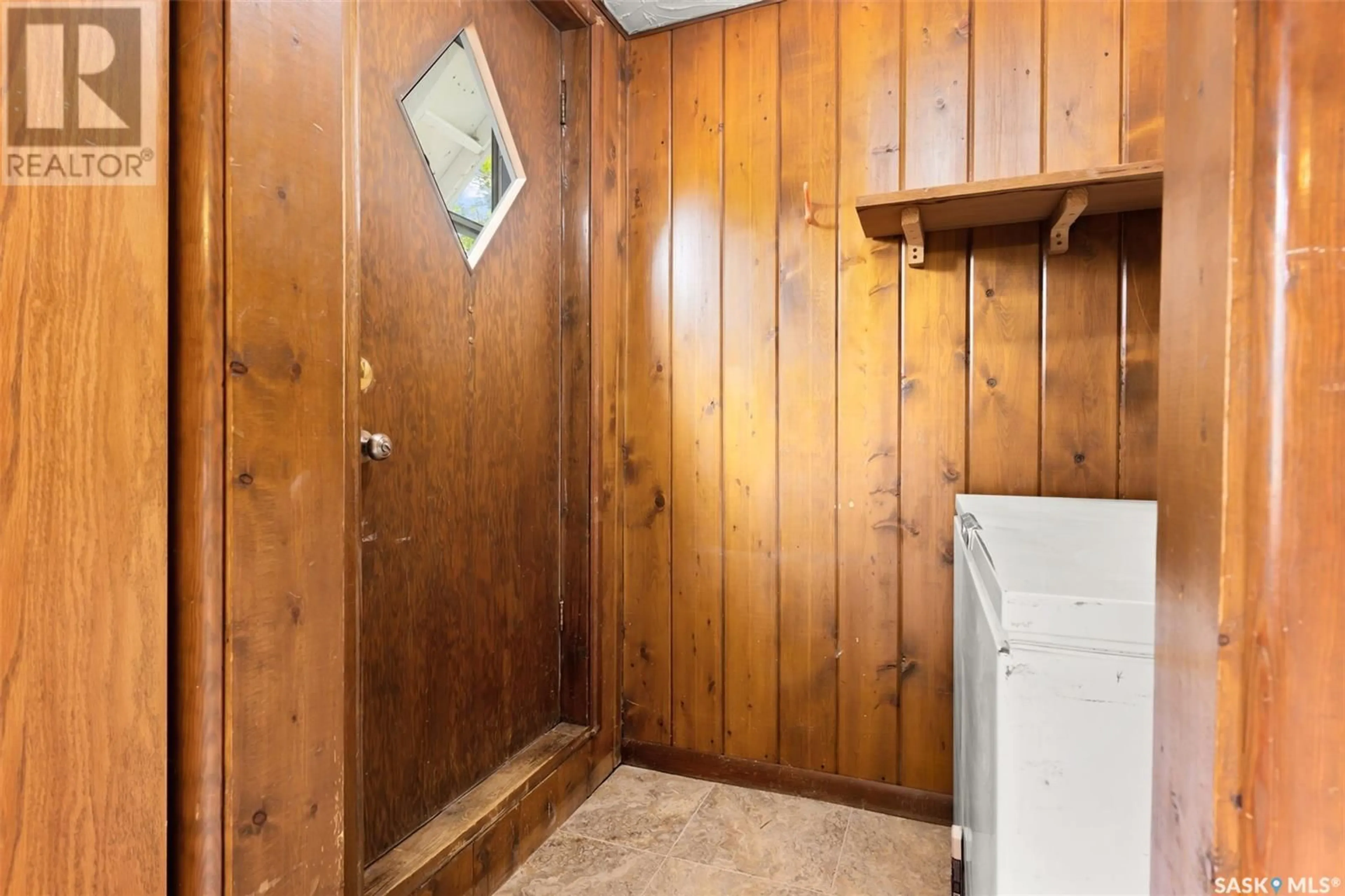 Storage room or clothes room or walk-in closet for 808 GRAND AVENUE, Indian Head Saskatchewan S0G2K0