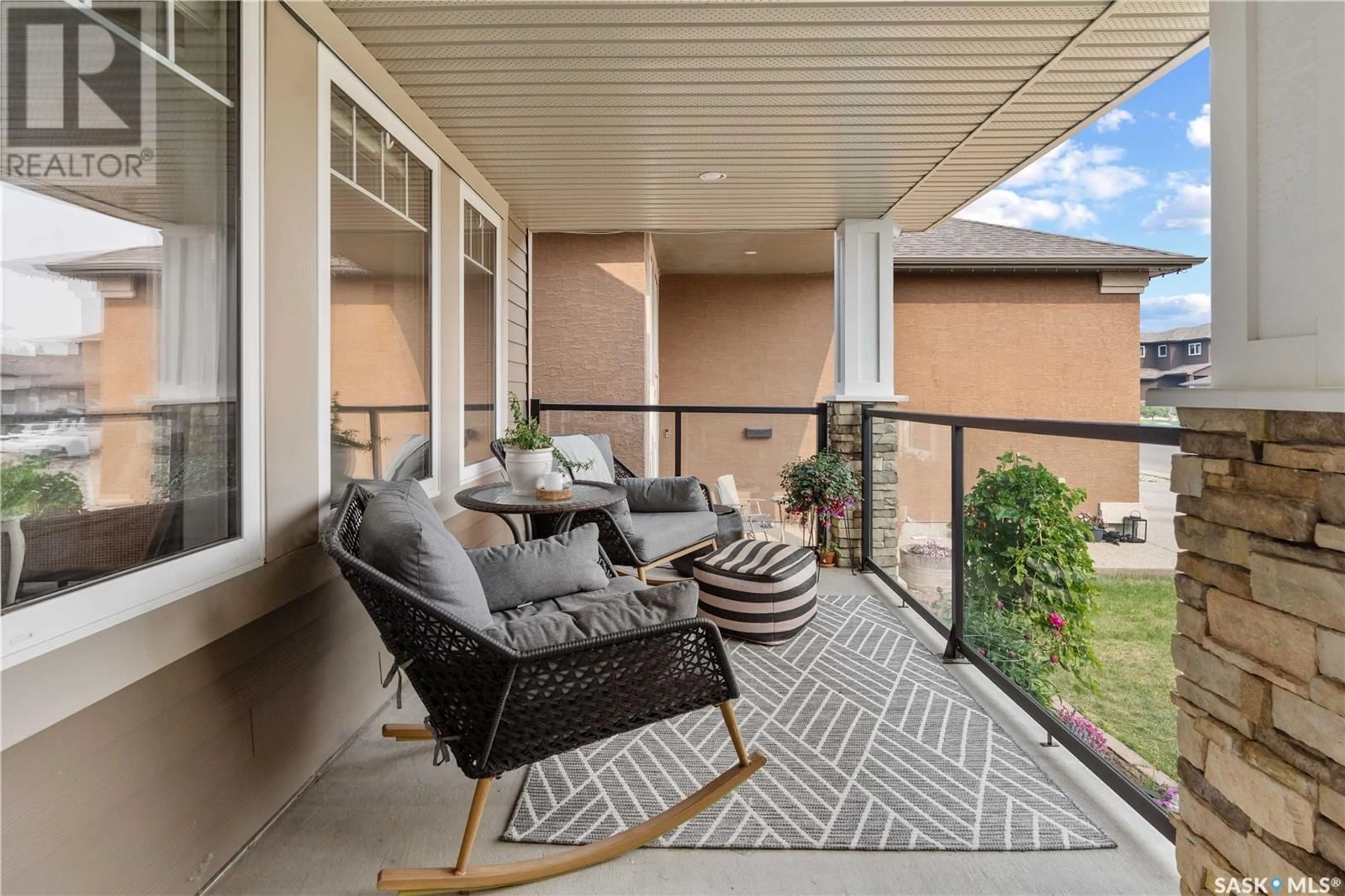 Patio, mountain view for 7014 MAPLE RIDGE DRIVE, Regina Saskatchewan S4X0E9