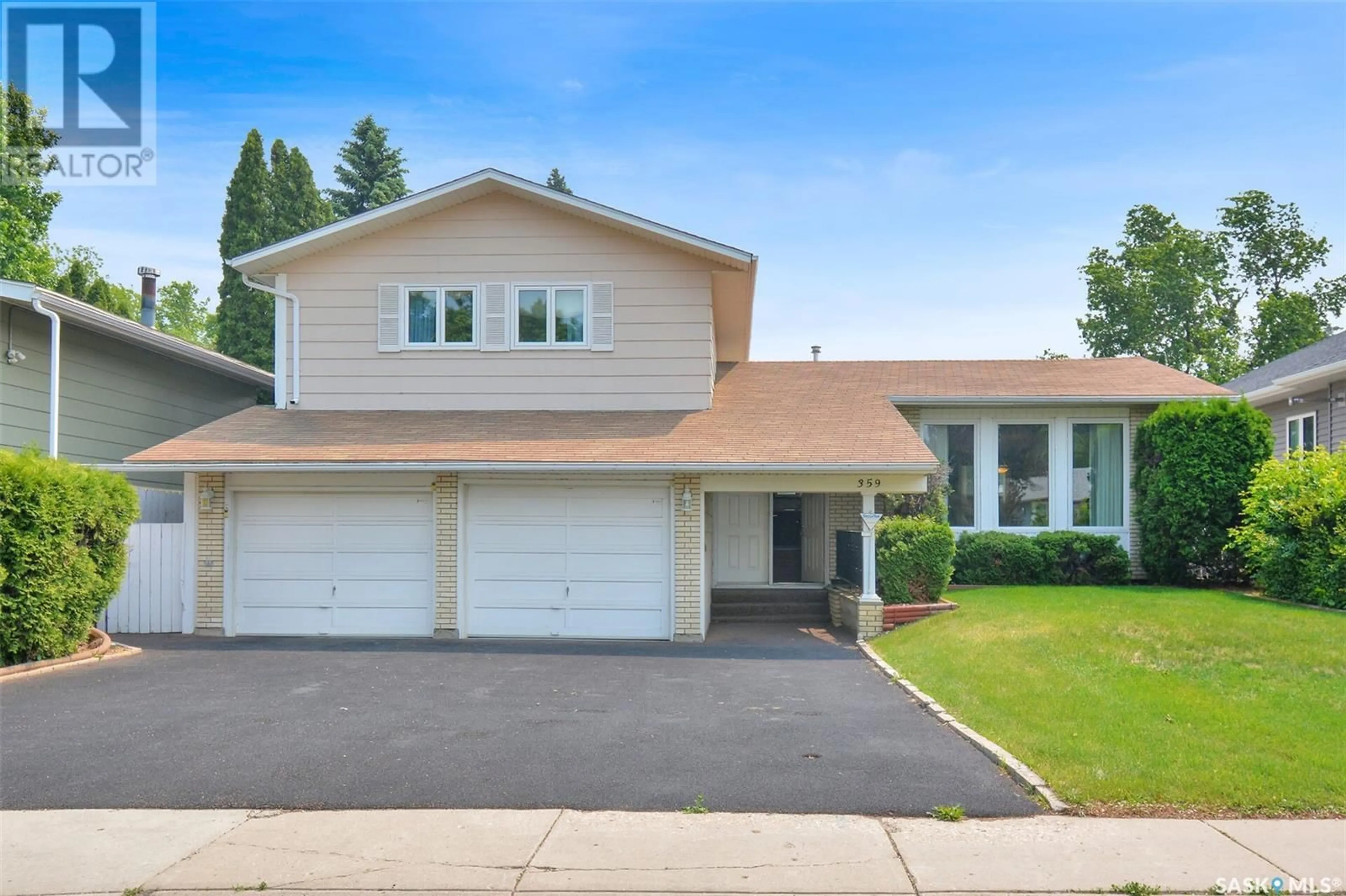 Home with vinyl exterior material, street for 359 COPPERMINE CRESCENT, Saskatoon Saskatchewan S7K4L5
