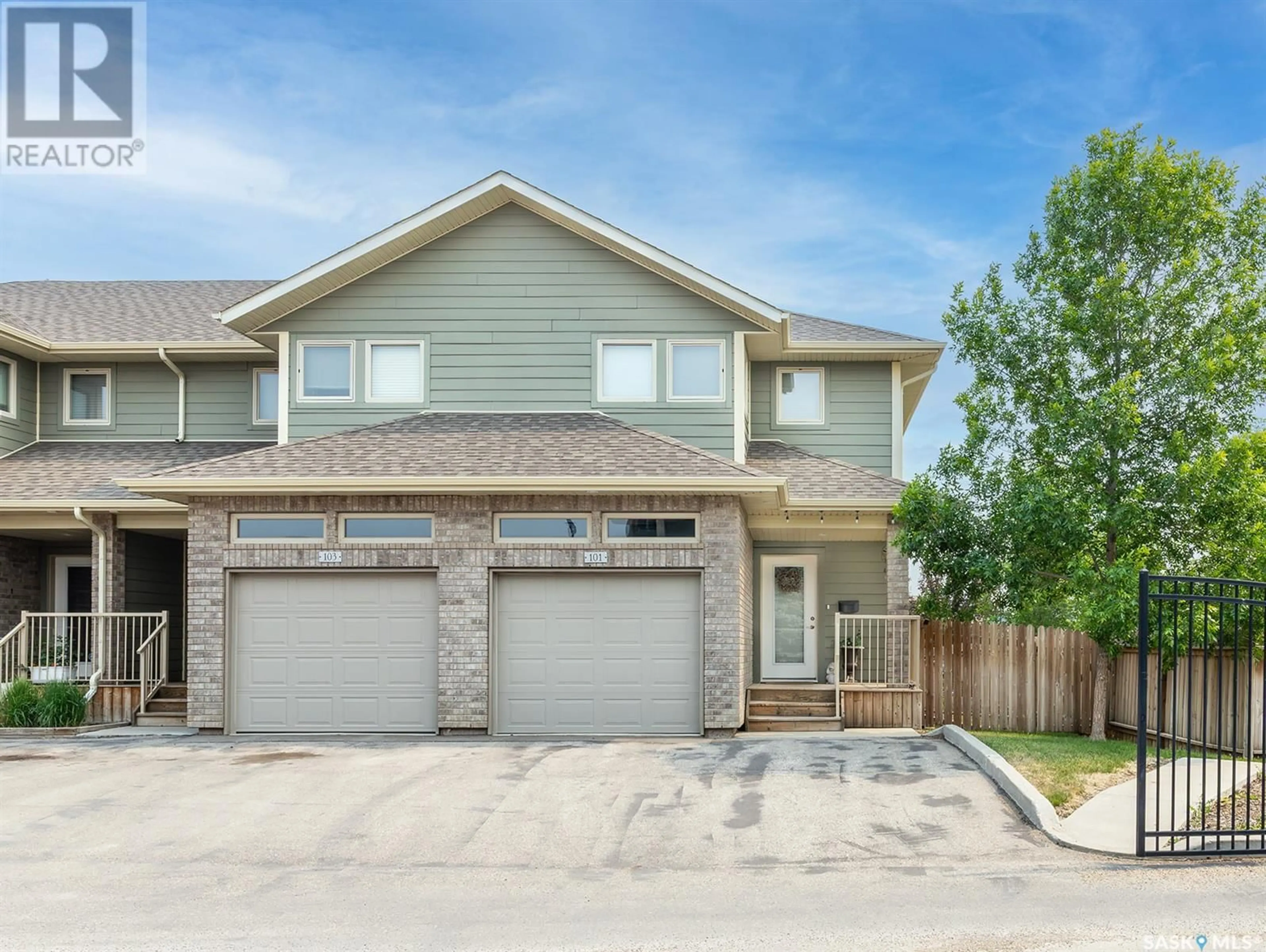 Home with brick exterior material, street for 101 115 SHEPHERD CRESCENT, Saskatoon Saskatchewan S7W0P8