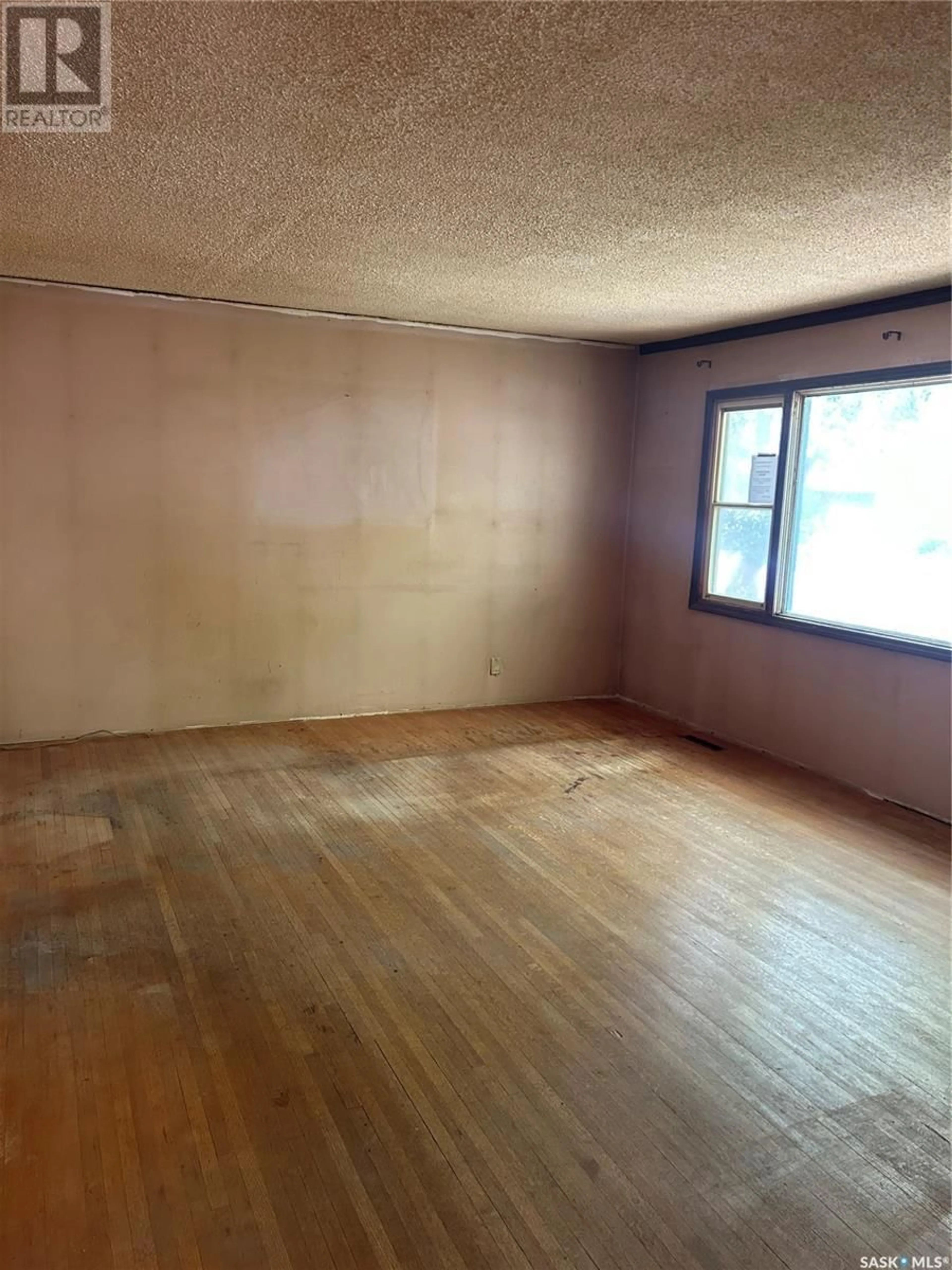 A pic of a room for 1250 LINDSAY STREET, Regina Saskatchewan S4N3B3