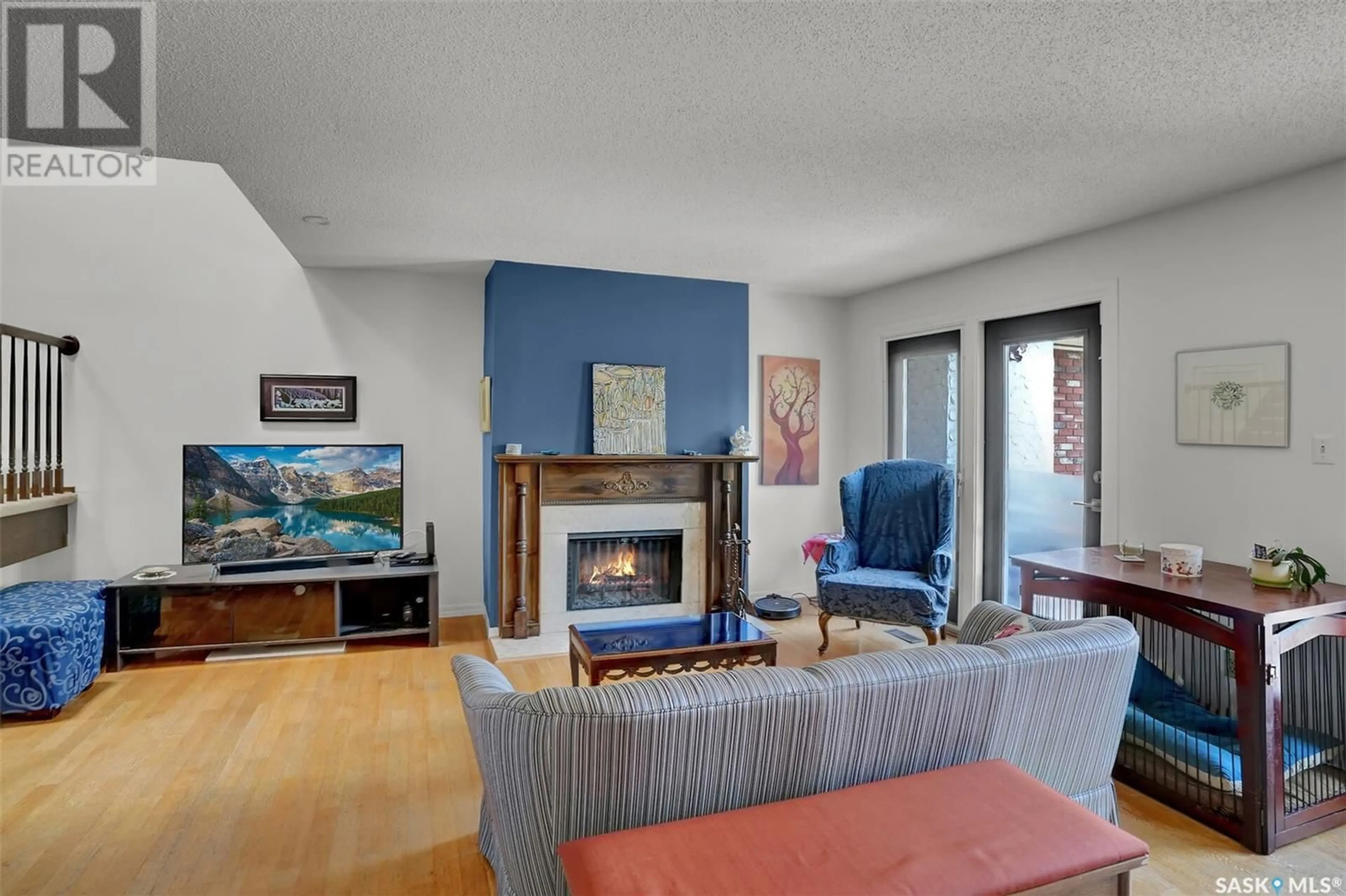 Living room with furniture, unknown for 1102 GRYPHONS WALK, Regina Saskatchewan S4S6X1
