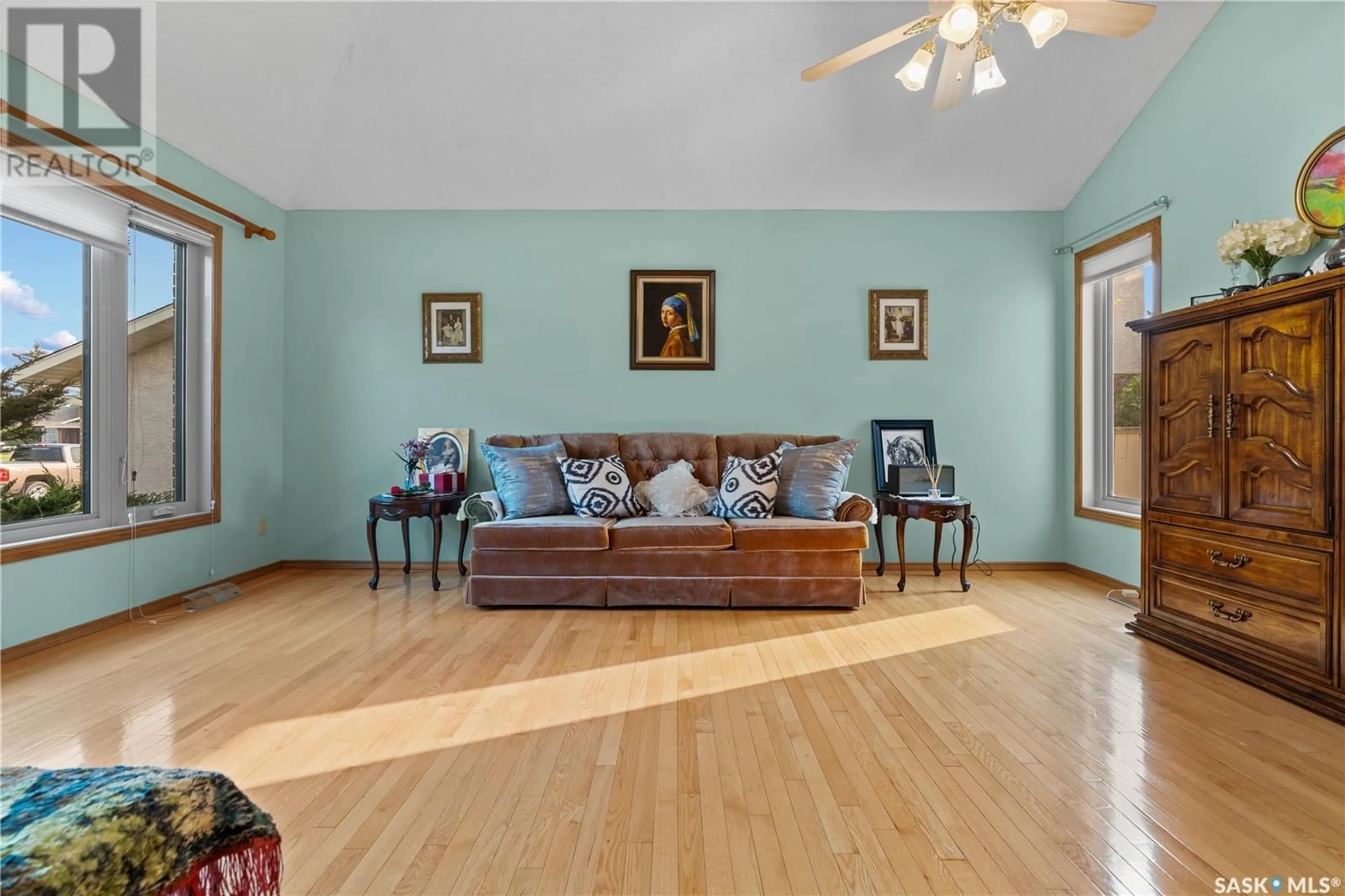 Living room with furniture, unknown for 1430 WASCANA HIGHLANDS, Regina Saskatchewan S4V2K2